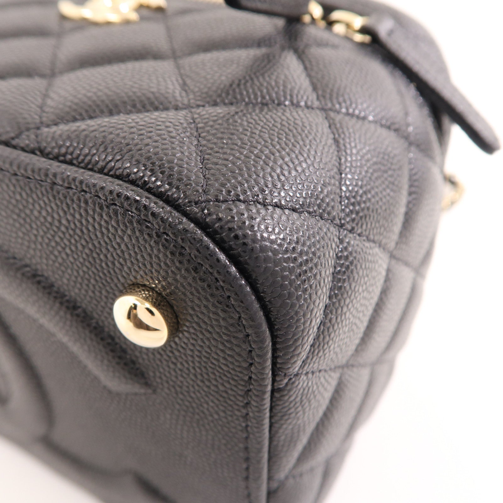 CHANEL Quilted CC GHW Vanity Case 2way Chain Shoulder Bag Calfskin Leather Black