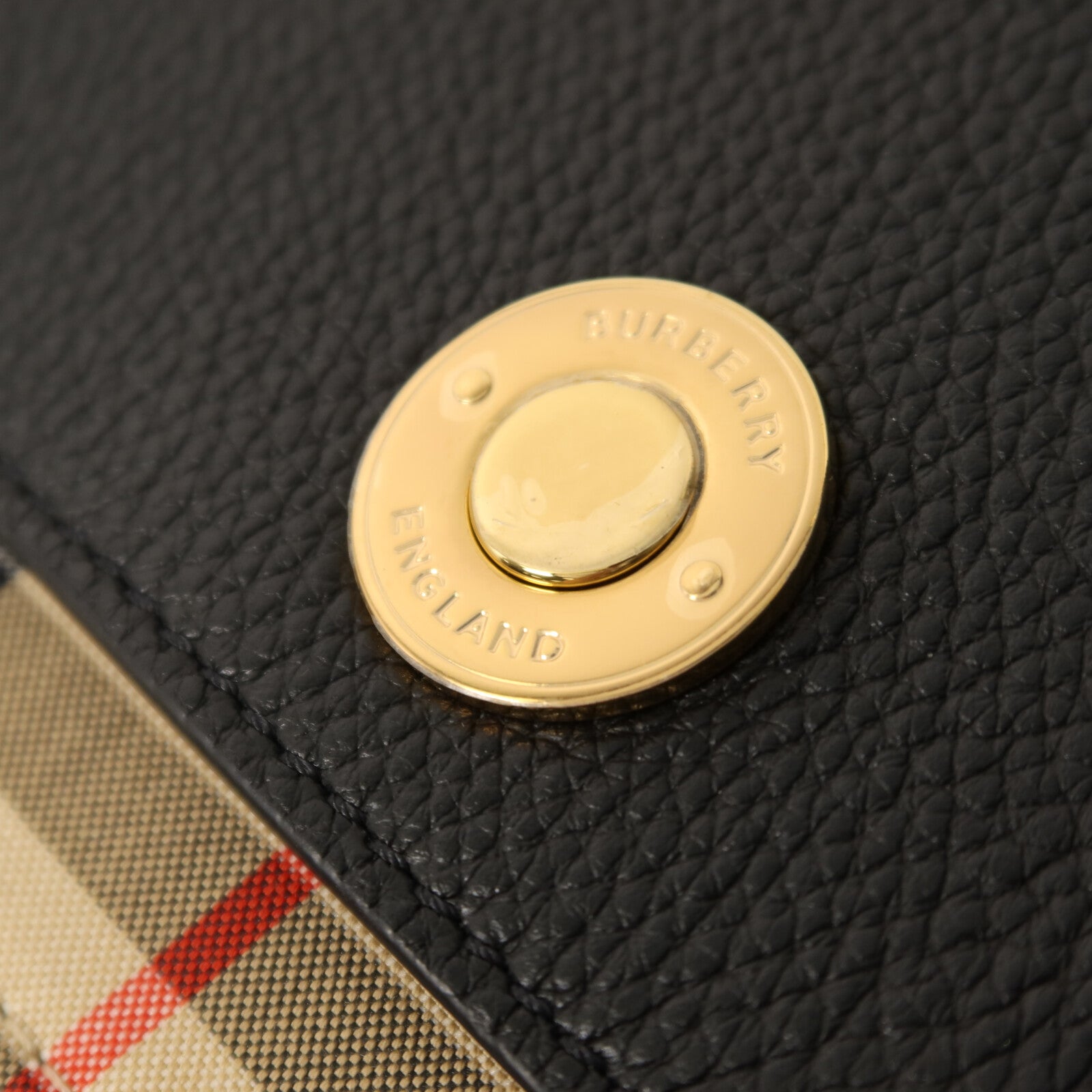 BURBERRY 牛皮皮革Shoulder Bag金扣肩背袋