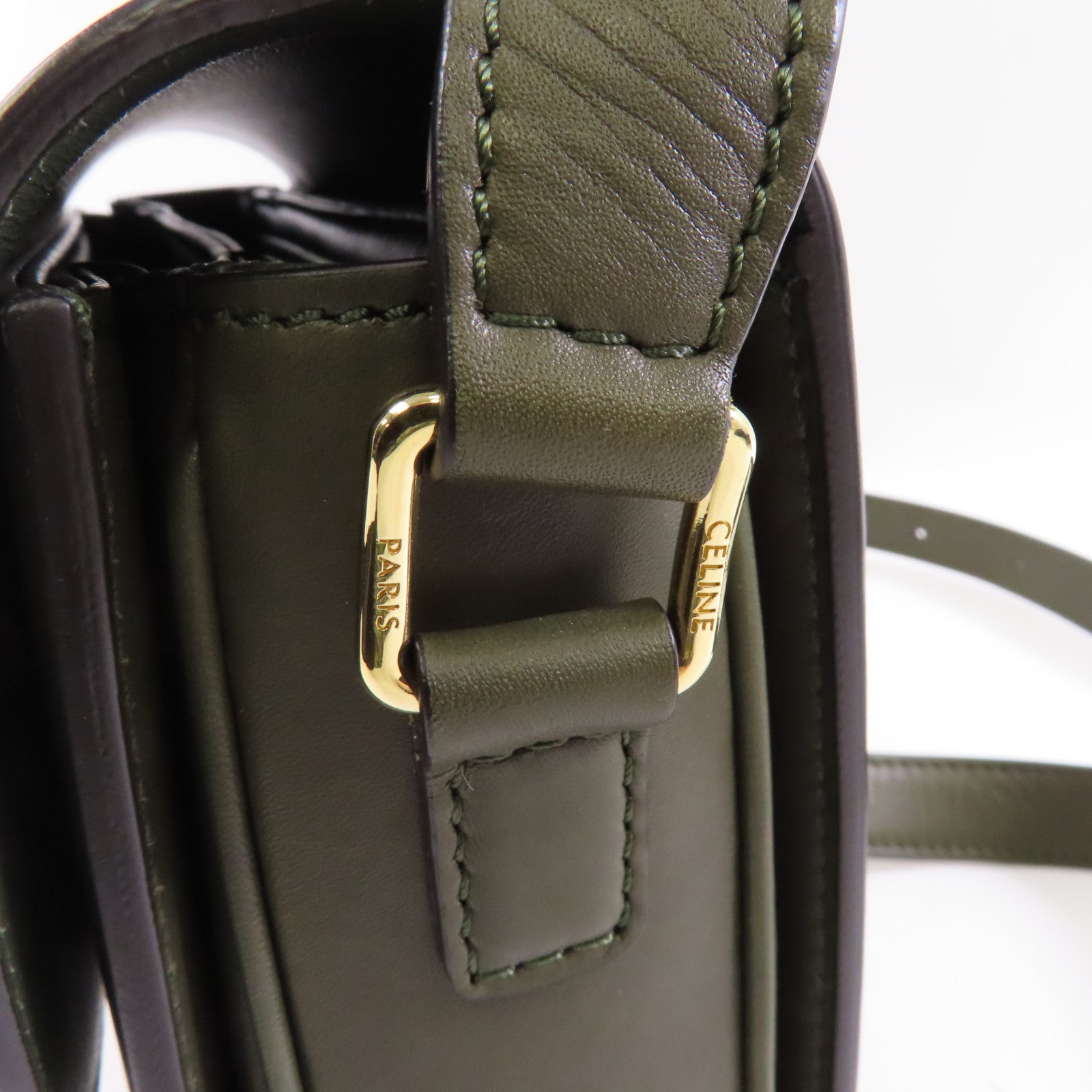 CELINE 牛皮皮革Tiromphe Medium金扣肩背袋綠色