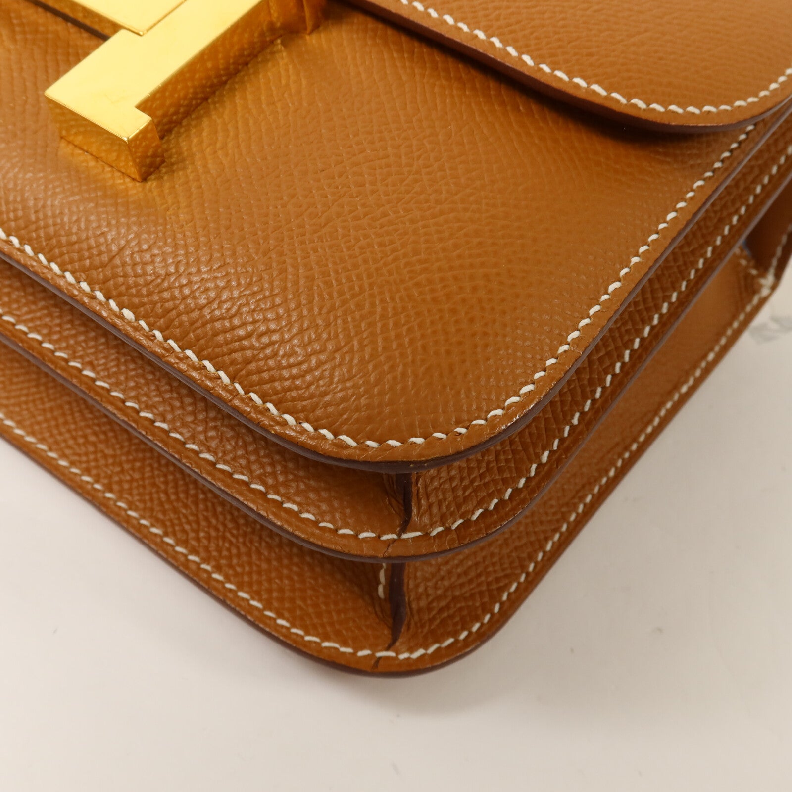 HERMES Epsom皮革Constance Mini肩背袋Gold