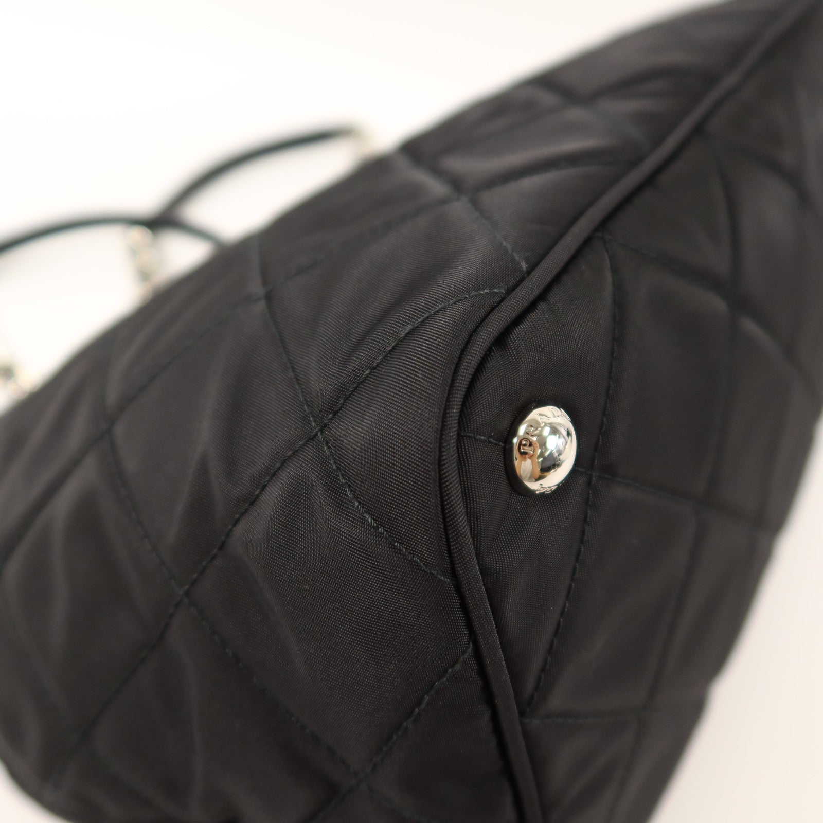 PRADA 尼龍Shoulder Bag鏈帶肩背袋