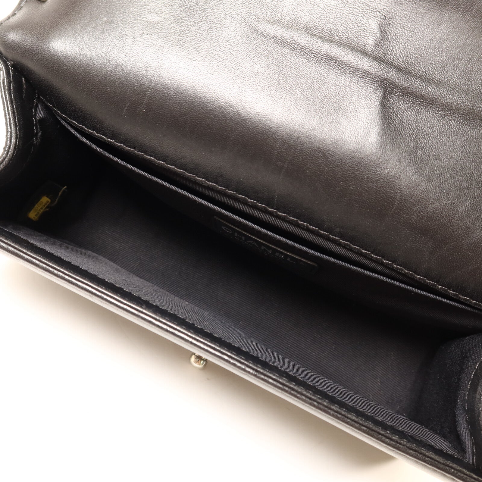 CHANEL 羊皮皮革Boy 25銀扣鏈帶肩背袋