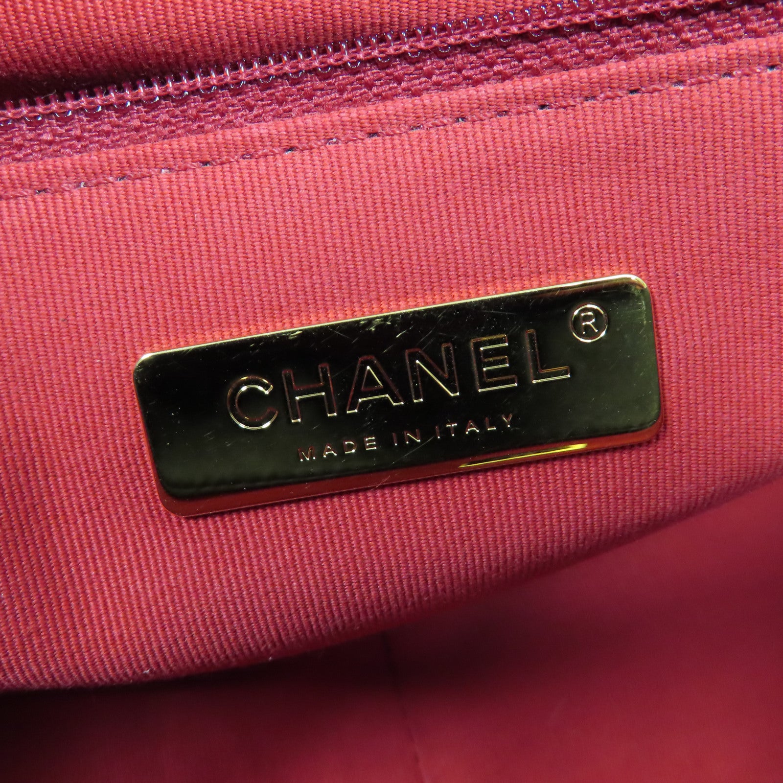 CHANEL 【激減優惠】菱格羊皮皮革C19 Large銀扣/金扣鏈帶肩背袋黑色