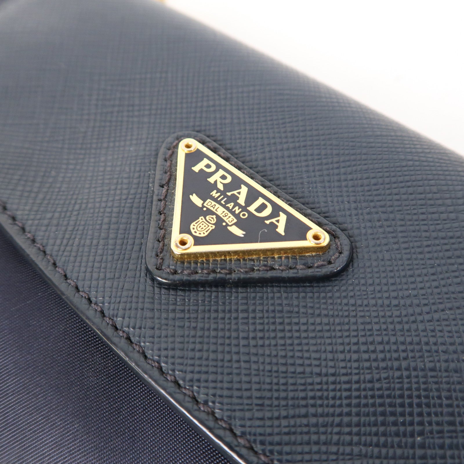 PRADA 尼龍Chain Shoulder Bag金扣鏈帶肩背袋深藍色