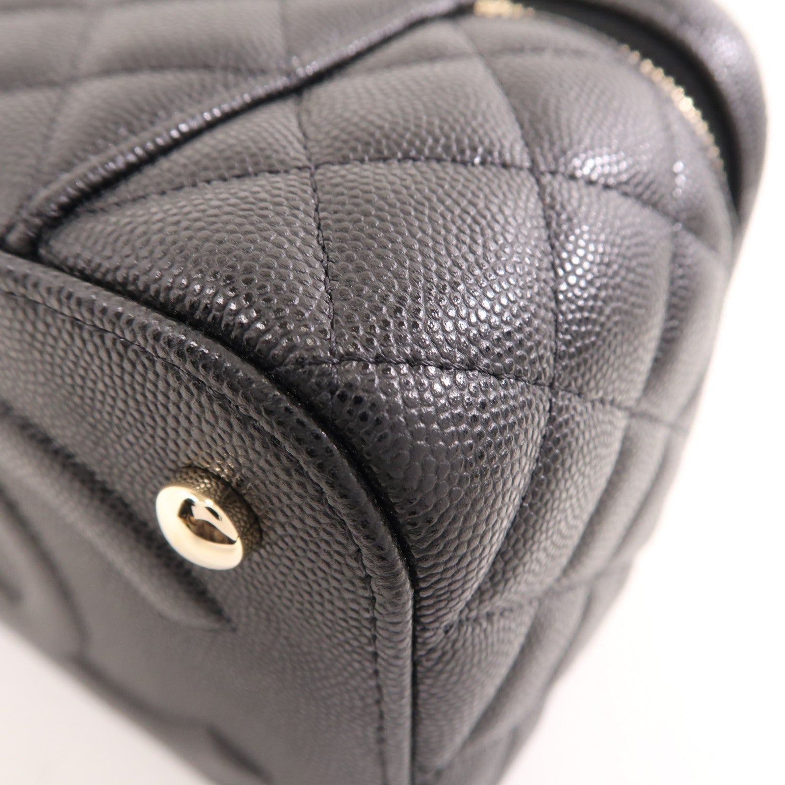 CHANEL Quilted CC GHW Vanity Case 2way Chain Shoulder Bag Calfskin Leather Black