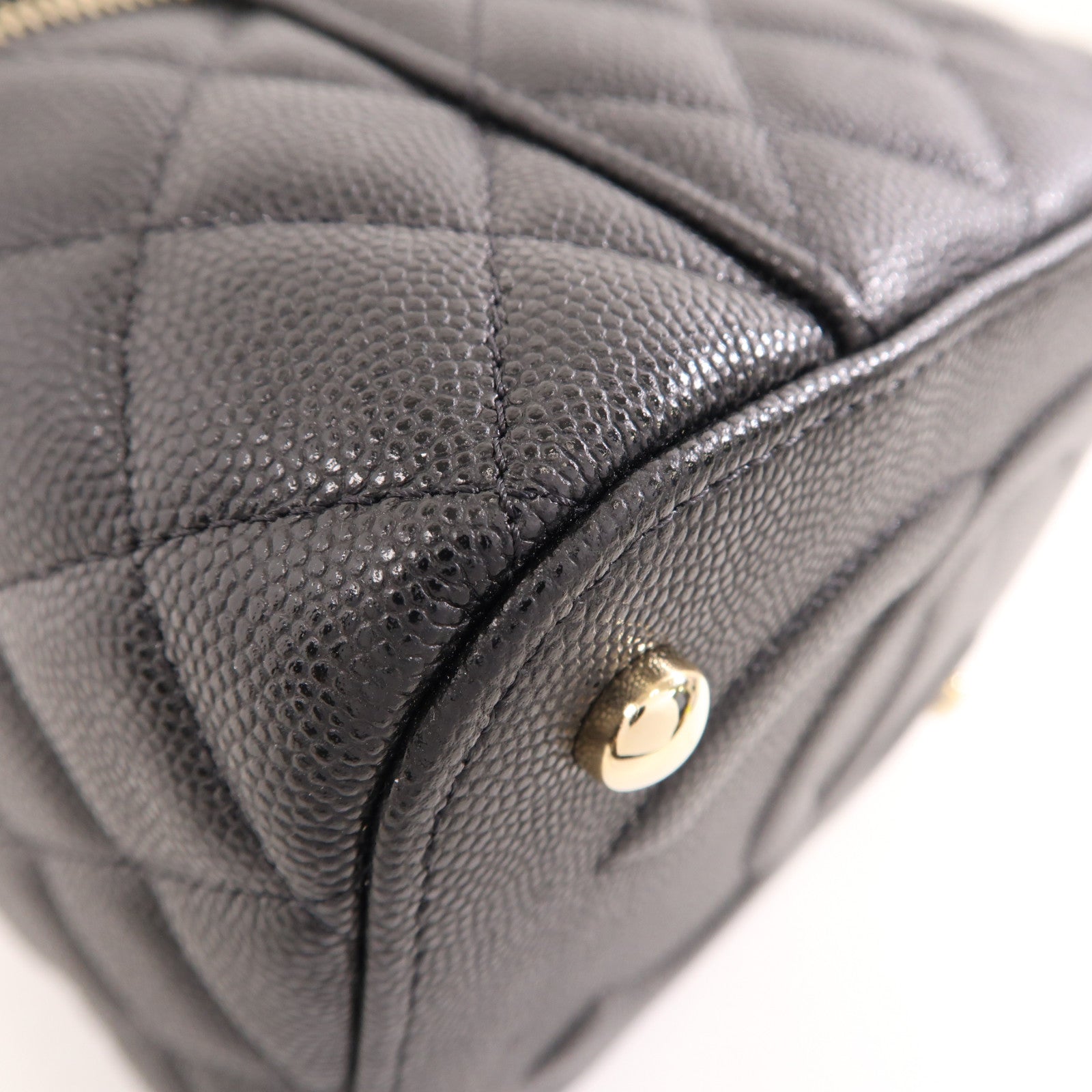 CHANEL Quilted CC GHW Vanity Case 2way Chain Shoulder Bag Calfskin Leather Black