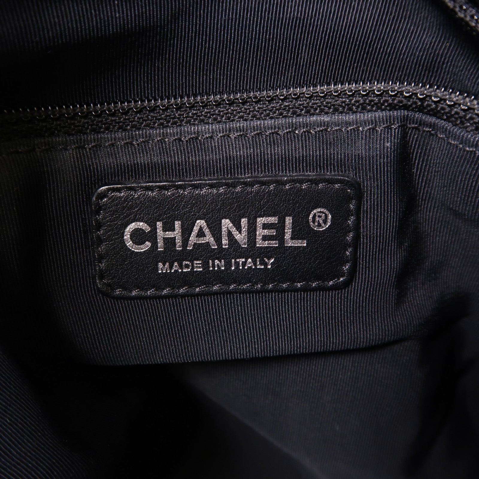 CHANEL 牛皮皮革Chain Shoulder鏈帶肩背袋