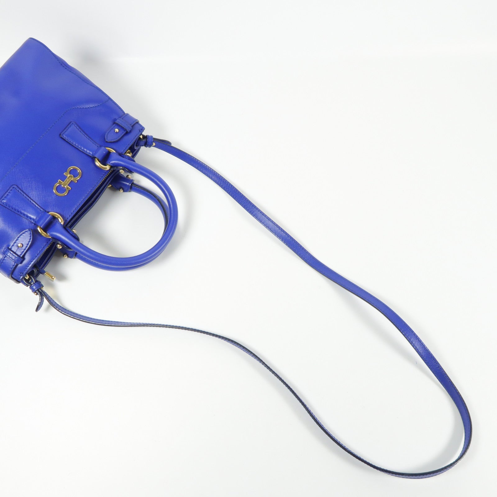 Salvatore Ferragamo 牛皮皮革Shoulder Bag金扣手挽肩背兩用袋