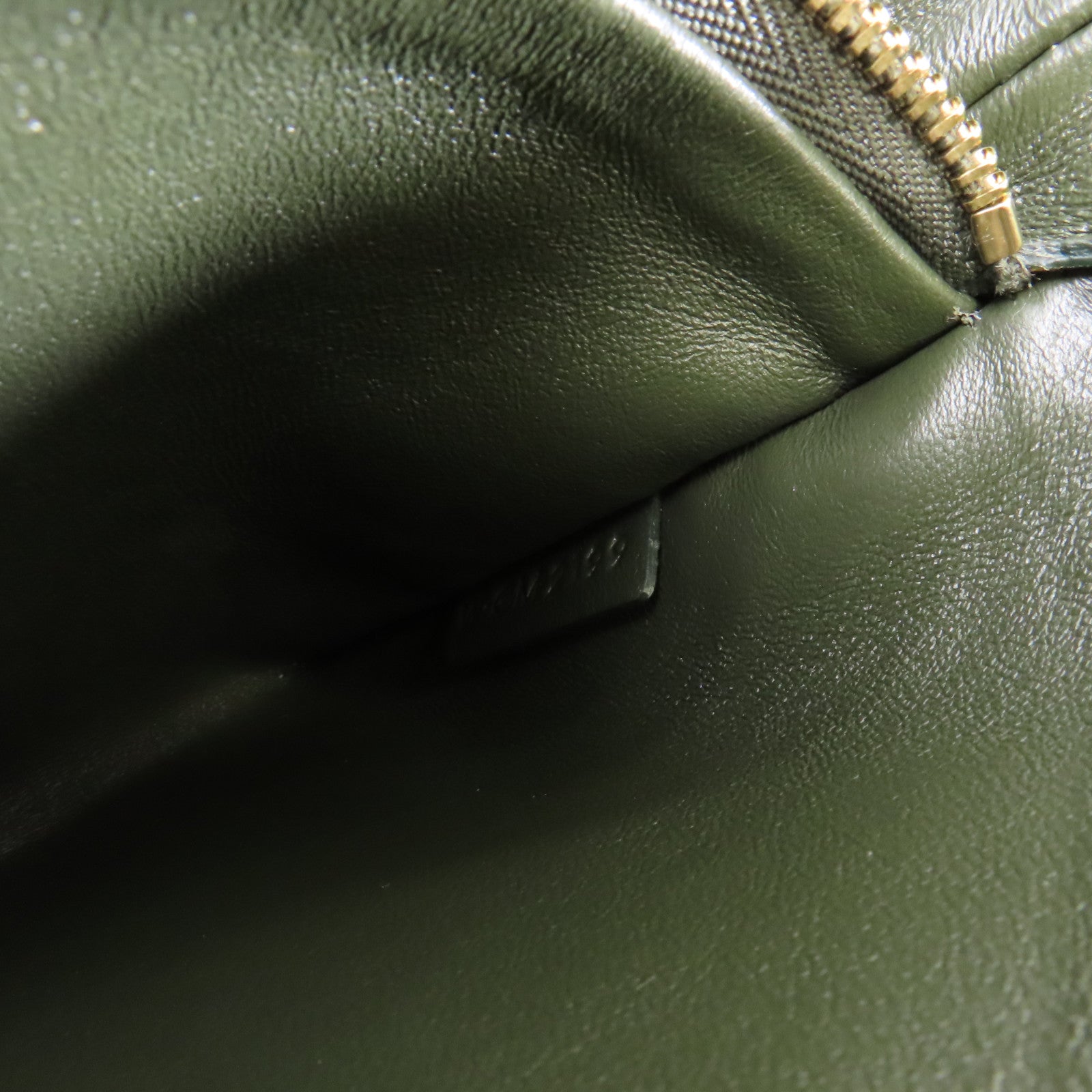 CELINE 牛皮皮革Tiromphe Medium金扣肩背袋綠色
