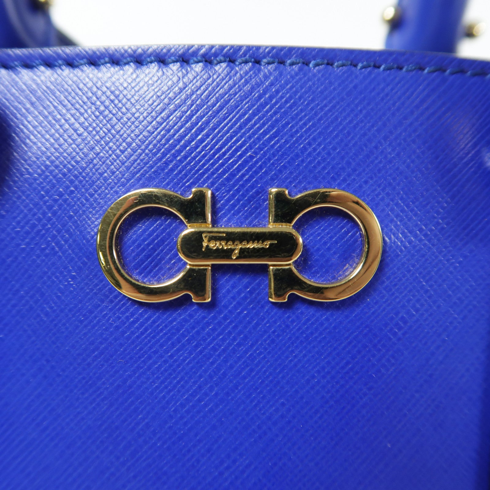 Salvatore Ferragamo 牛皮皮革Shoulder Bag金扣手挽肩背兩用袋
