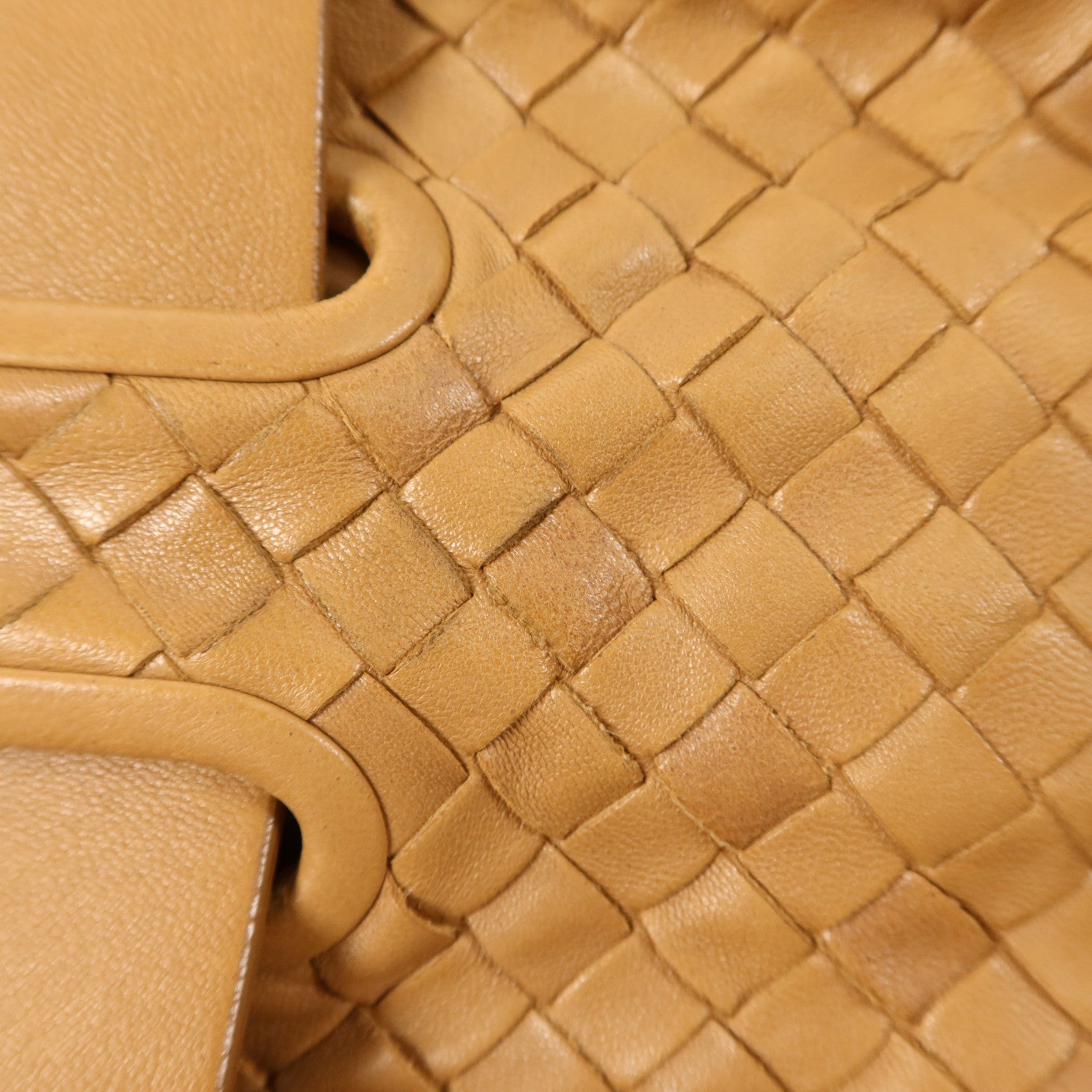 BOTTEGA VENETA 牛皮皮革Shoulder Bag金扣肩背袋