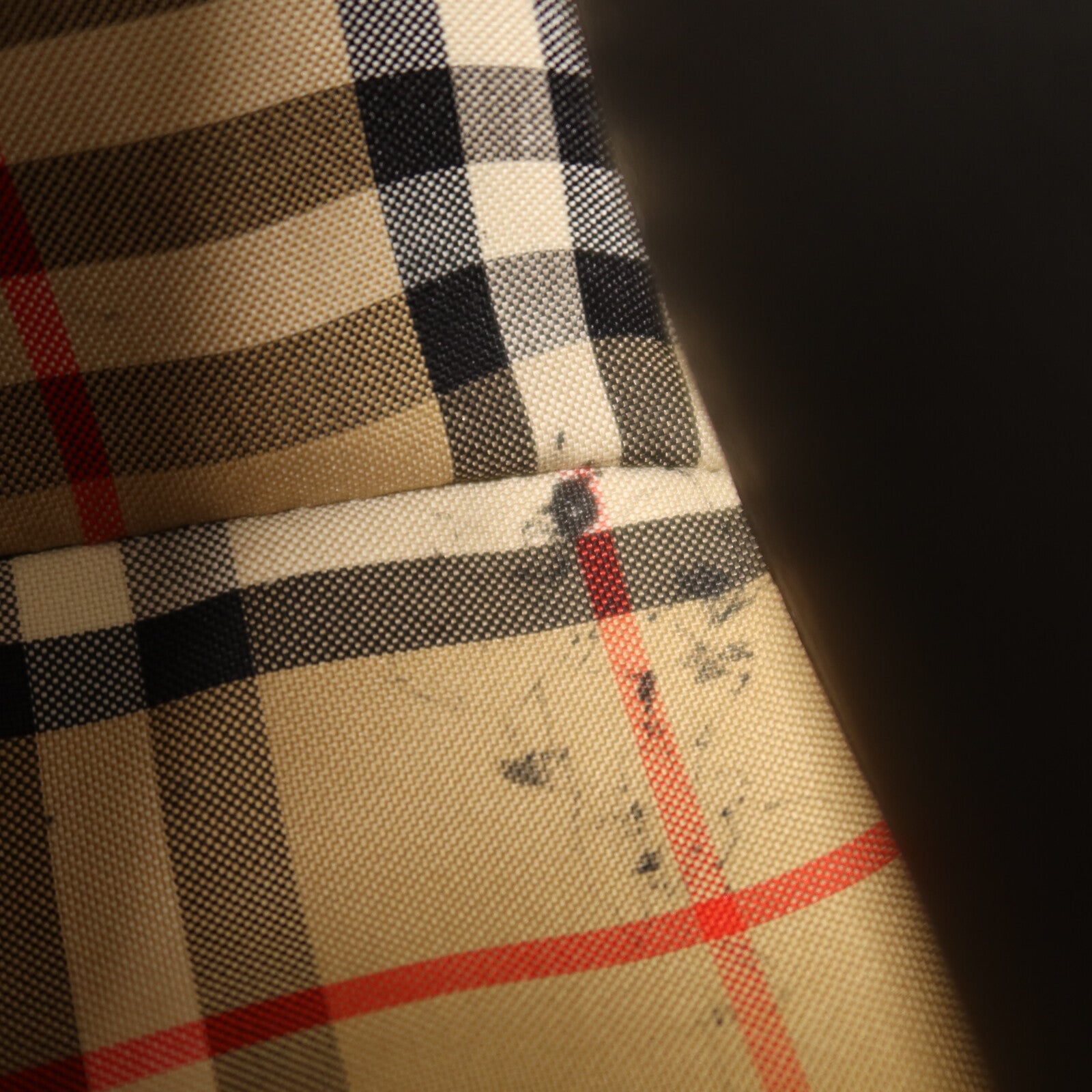 BURBERRY 牛皮皮革Shoulder Bag金扣肩背袋