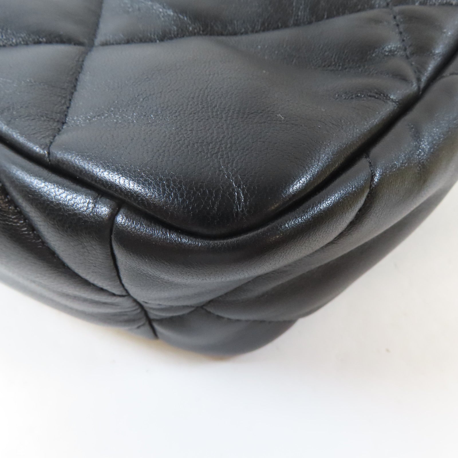CHANEL 菱格羊皮皮革C19 Small金扣銀扣手挽肩背兩用袋黑色