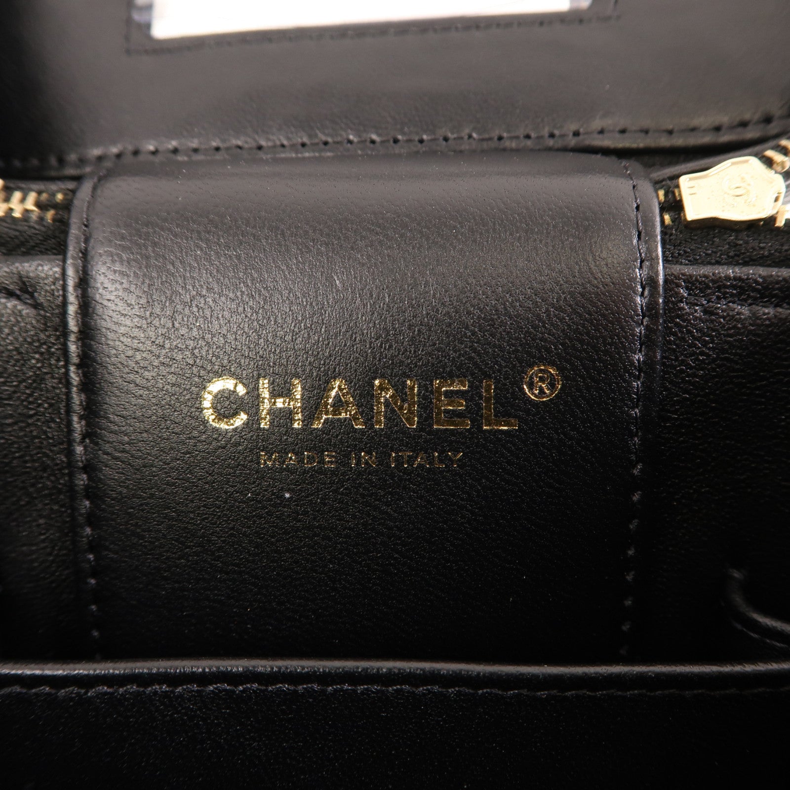 CHANEL Quilted CC GHW Vanity Case 2way Chain Shoulder Bag Calfskin Leather Black