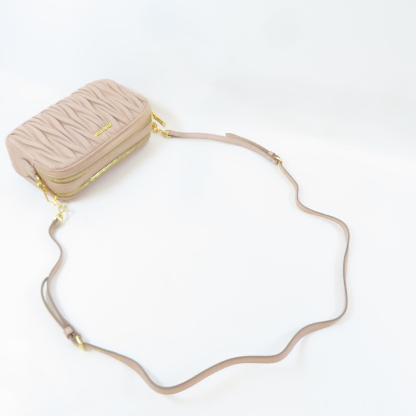 Miu Miu 羊皮皮革Shoulder Bag金扣肩背袋淺褐色