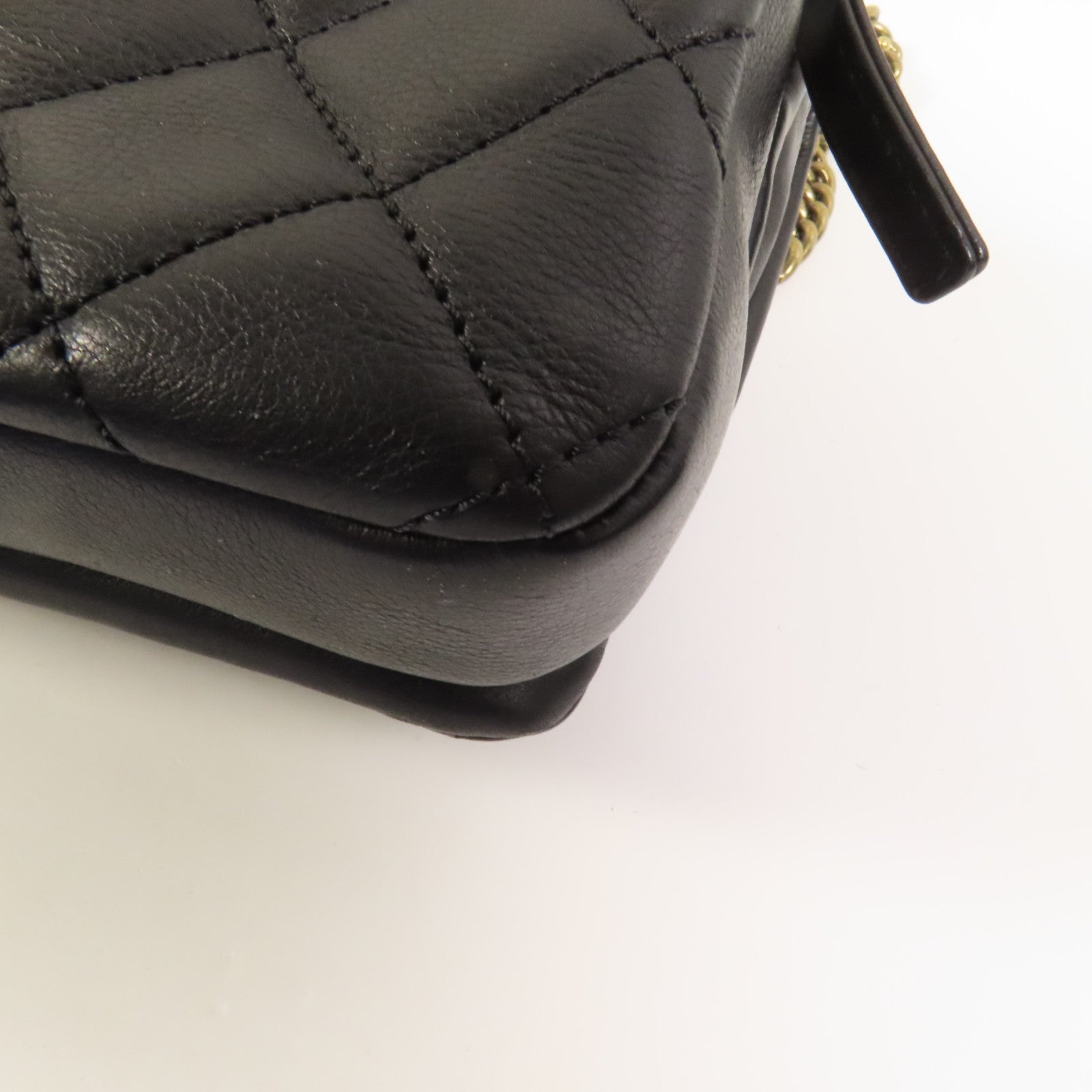 CHANEL 牛皮皮革Chain Shoulder金扣鏈帶肩背袋
