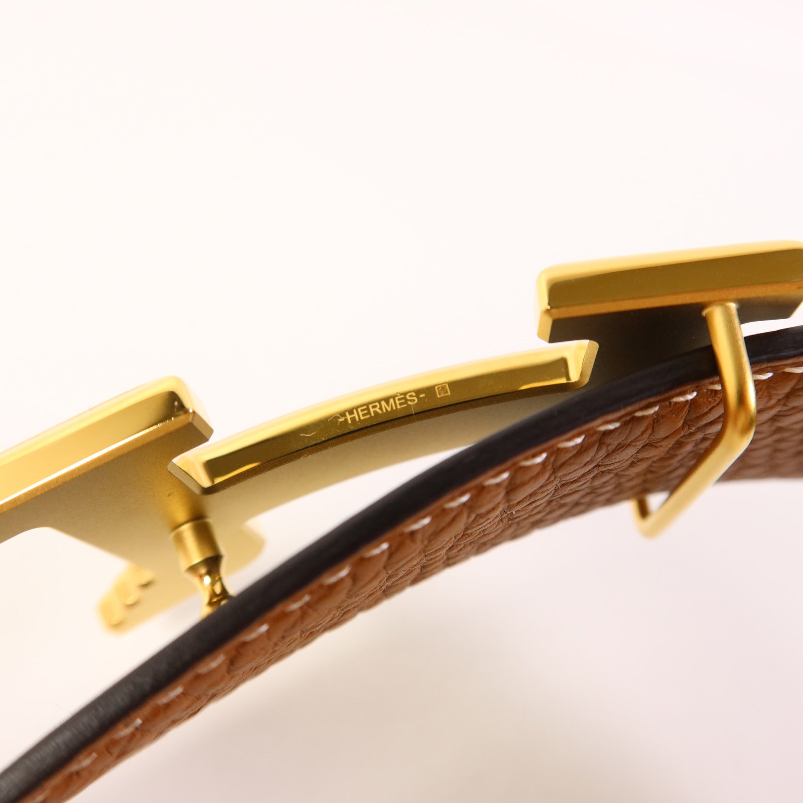 HERMES 皮革Belt金扣皮帶Noir