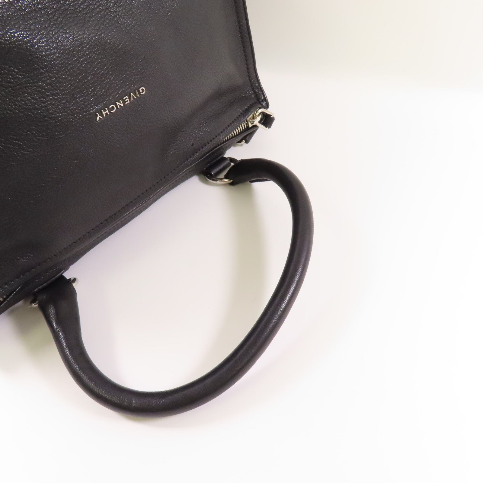 GIVENCHY 牛皮皮革Pandora銀扣手挽肩背兩用袋