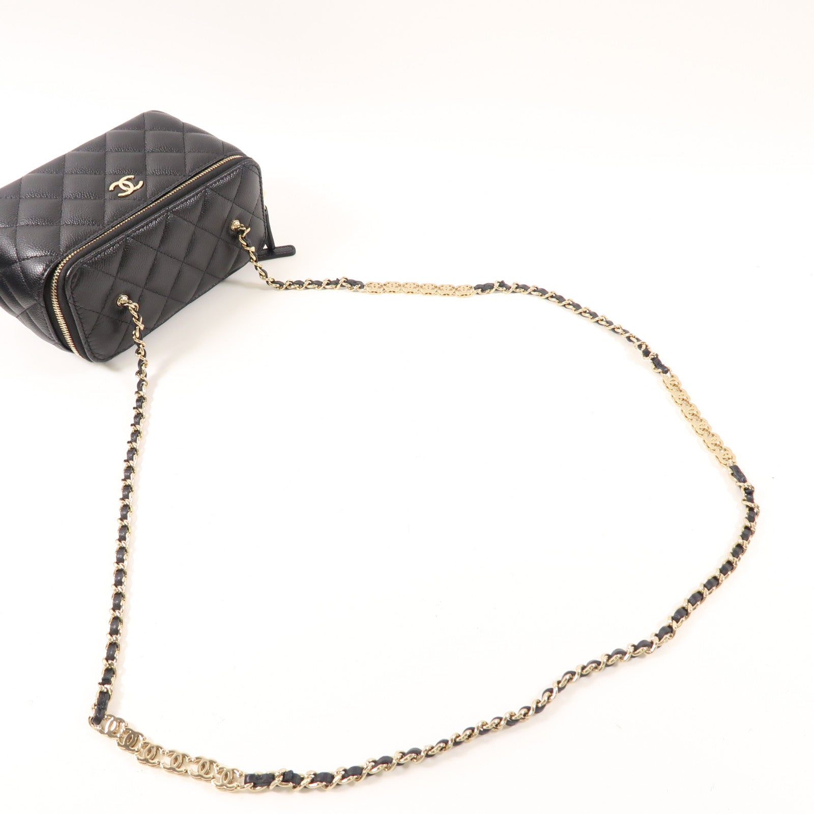 CHANEL 牛皮皮革Vanity Case金扣鏈帶肩背袋黑色