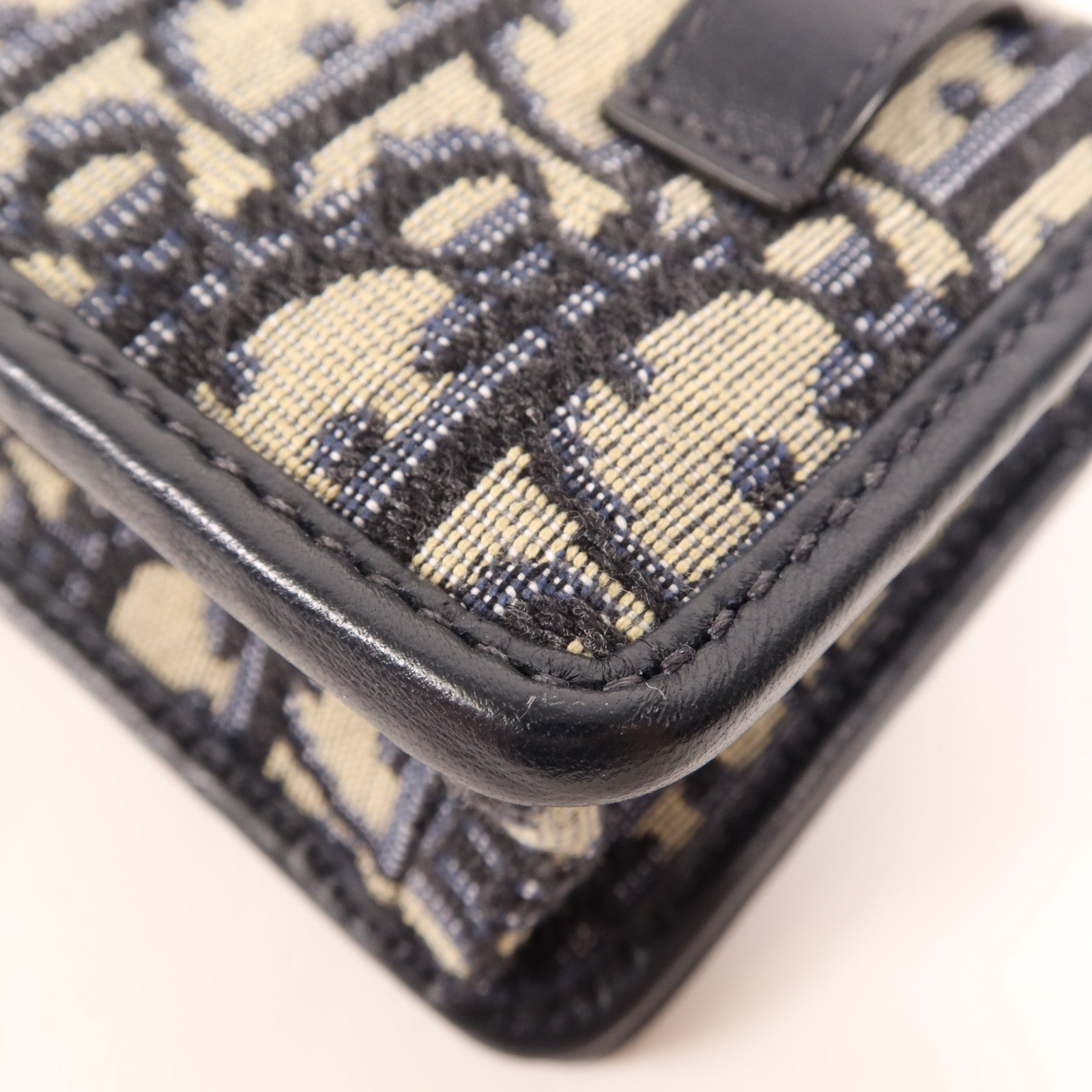 Dior 【激減優惠】帆布30 Montaigne Bag金扣鏈帶肩背袋