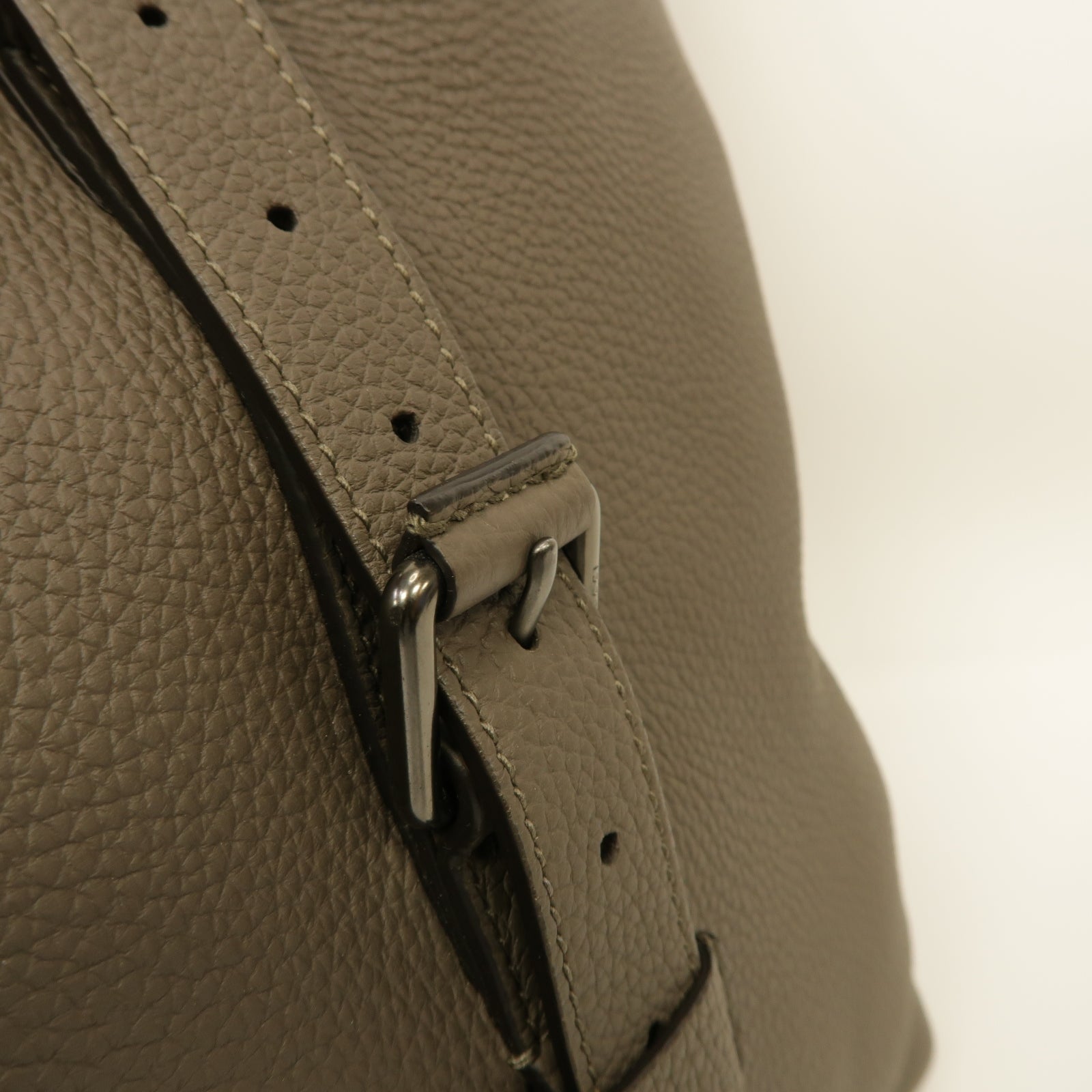 GUCCI 牛皮皮革Shoulder Tote肩背袋灰色