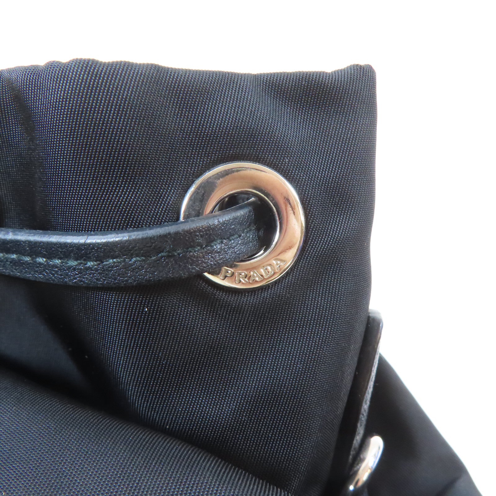 PRADA 尼龍Backpack銀扣背包黑色