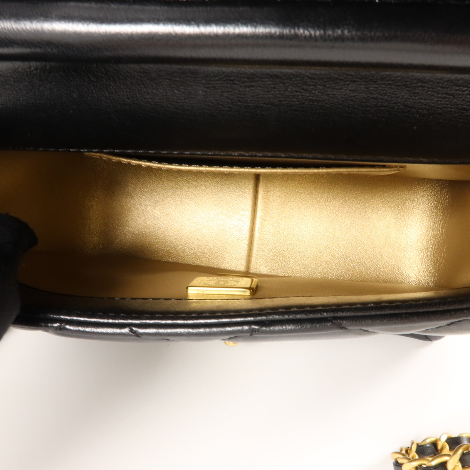 CHANEL 羊皮皮革Pearl Chain Mini Flap Bag鏈帶肩背袋