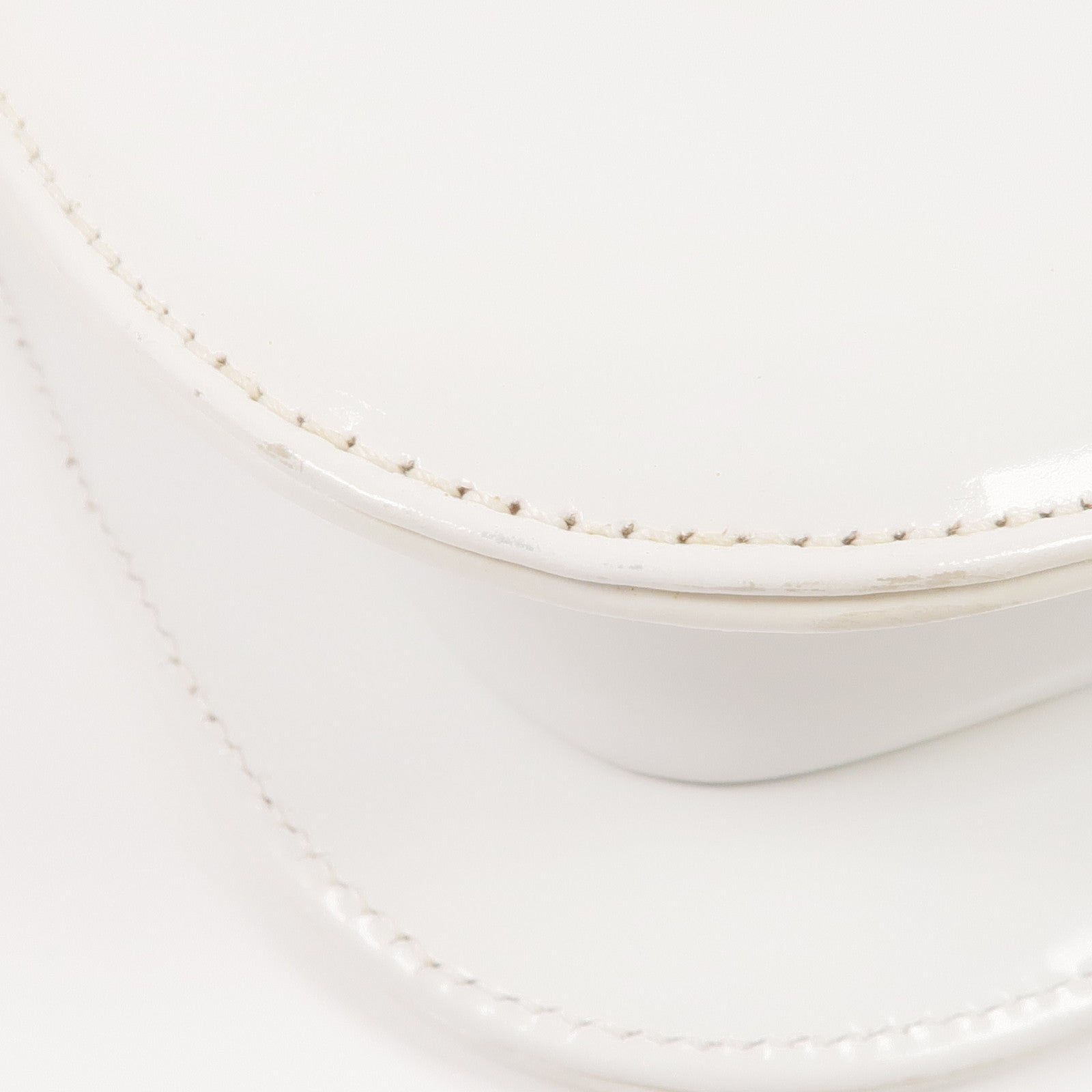 PRADA 【激減優惠】漆皮皮革Shoulder Bag銀扣肩背袋
