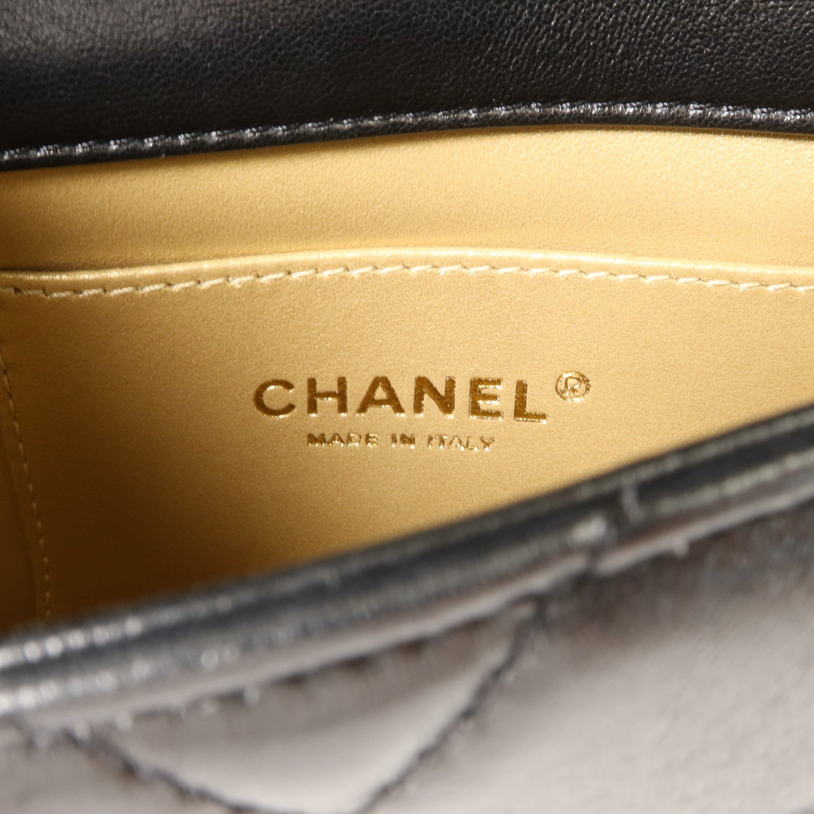 CHANEL 羊皮皮革Pearl Chain Mini Flap Bag鏈帶肩背袋