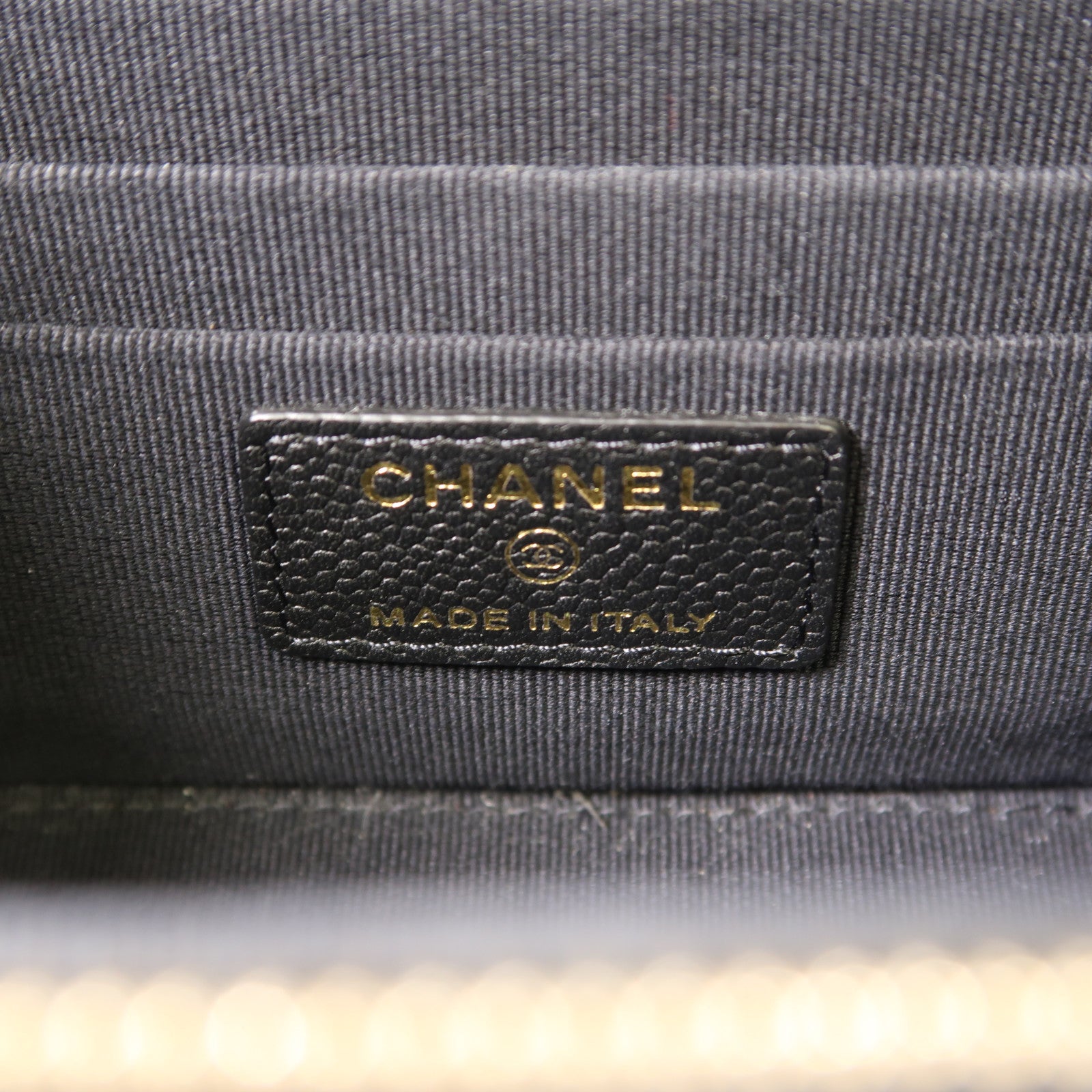 CHANEL 牛皮皮革Vanity Case金扣鏈帶肩背袋黑色