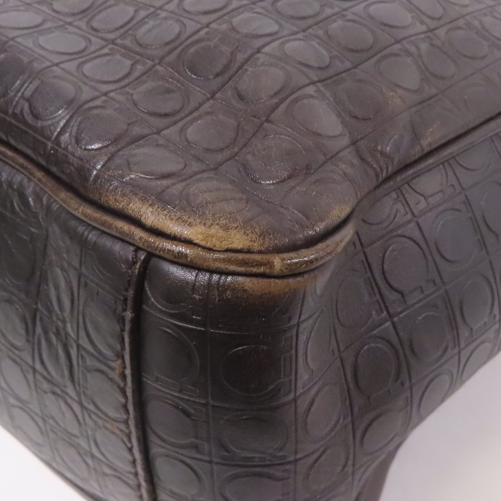 Salvatore Ferragamo 皮革Hand Bag銀扣手挽袋