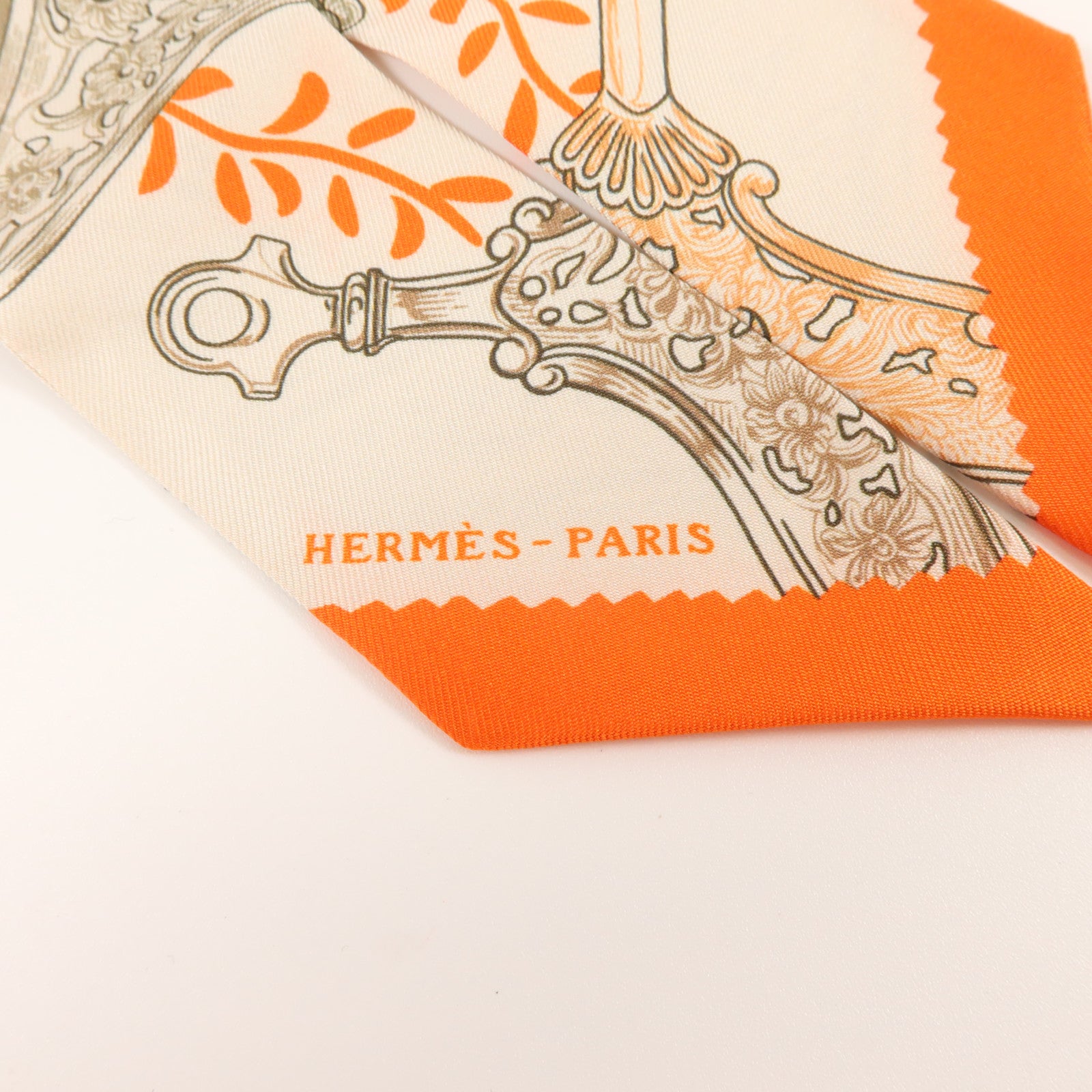 HERMES 絲質Twilly絲巾