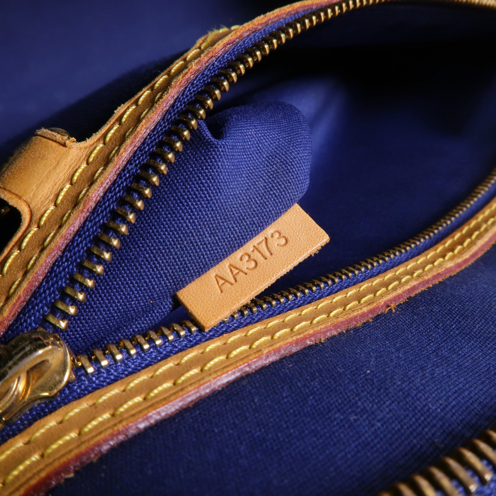 LOUIS VUITTON Vernis Blair MM金扣手挽肩背兩用袋