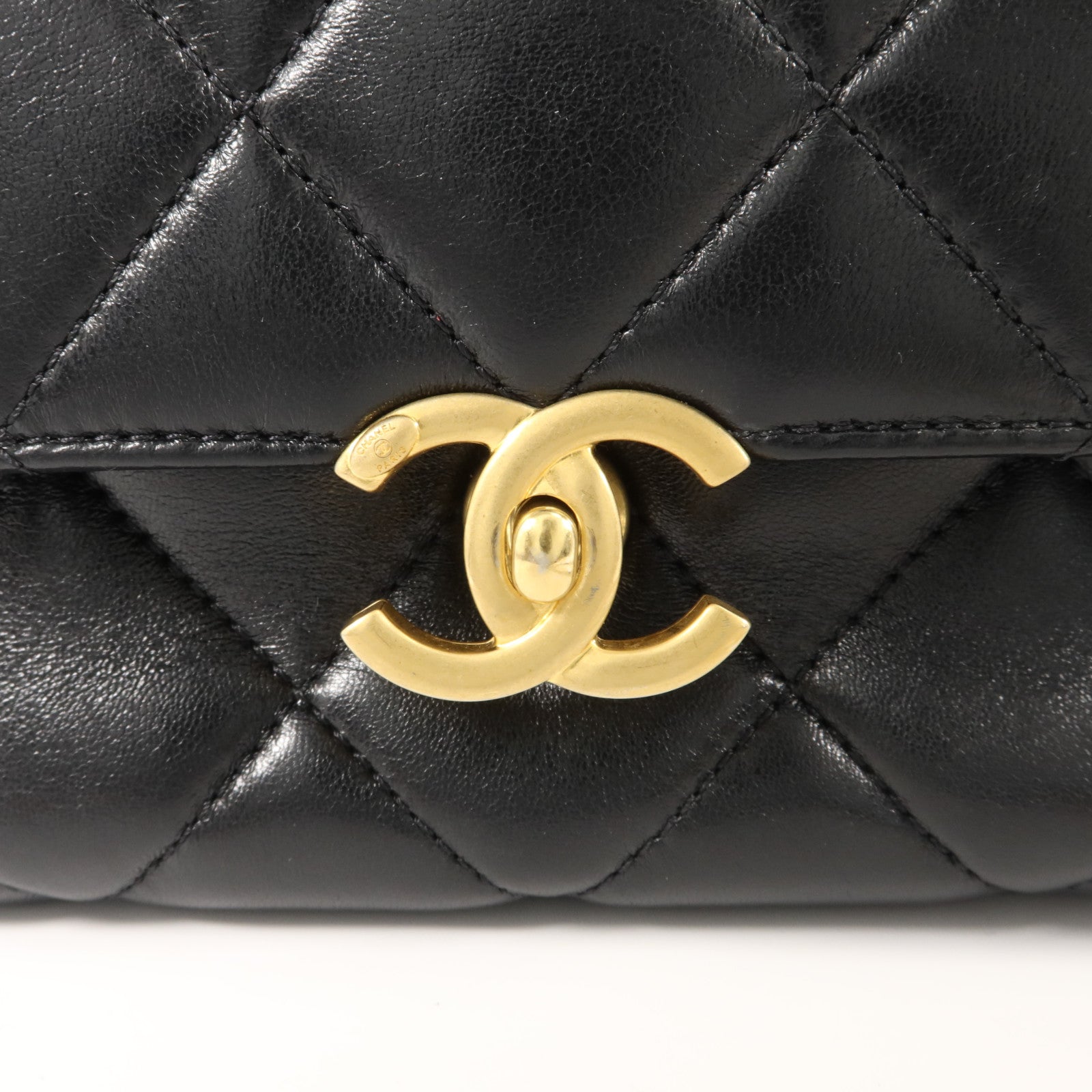 CHANEL 羊皮皮革Pearl Chain Mini Flap Bag鏈帶肩背袋