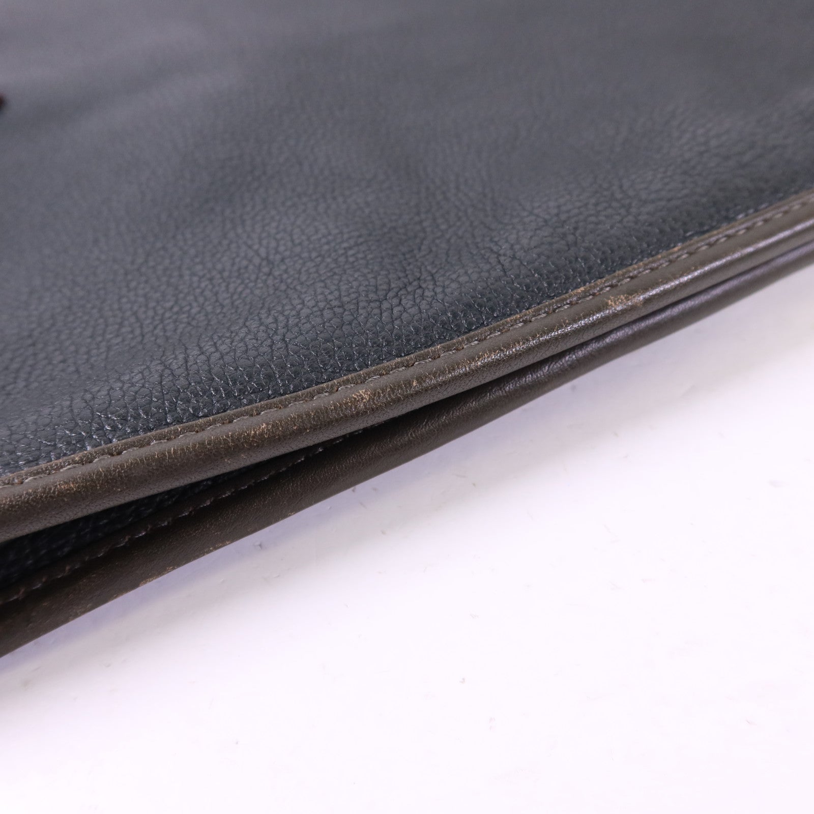 LOEWE 牛皮皮革Handbag銀扣手挽袋