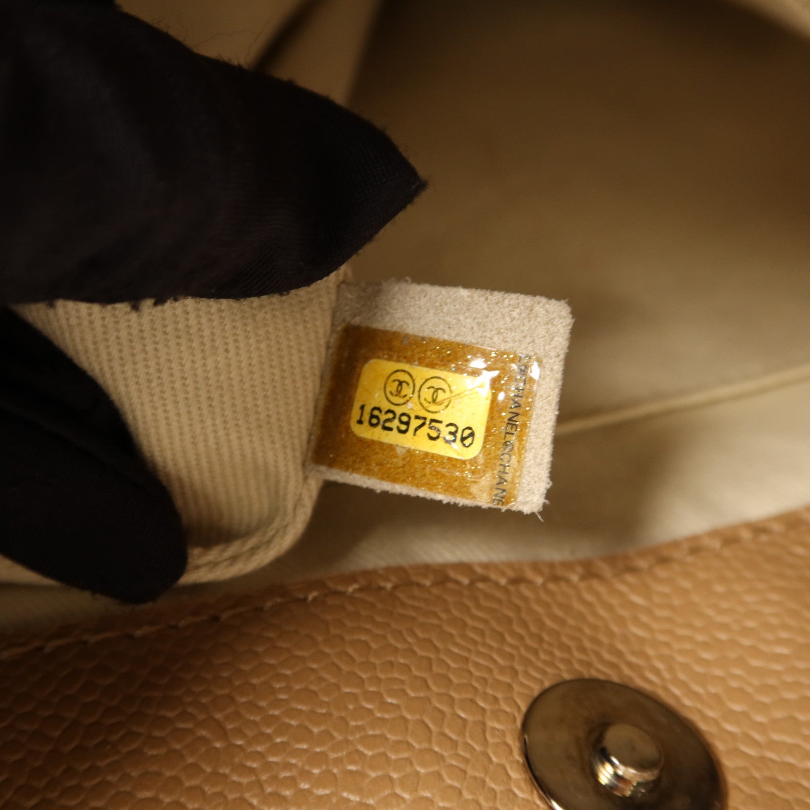CHANEL 牛皮皮革Shoulder Bag銀扣鏈帶肩背袋