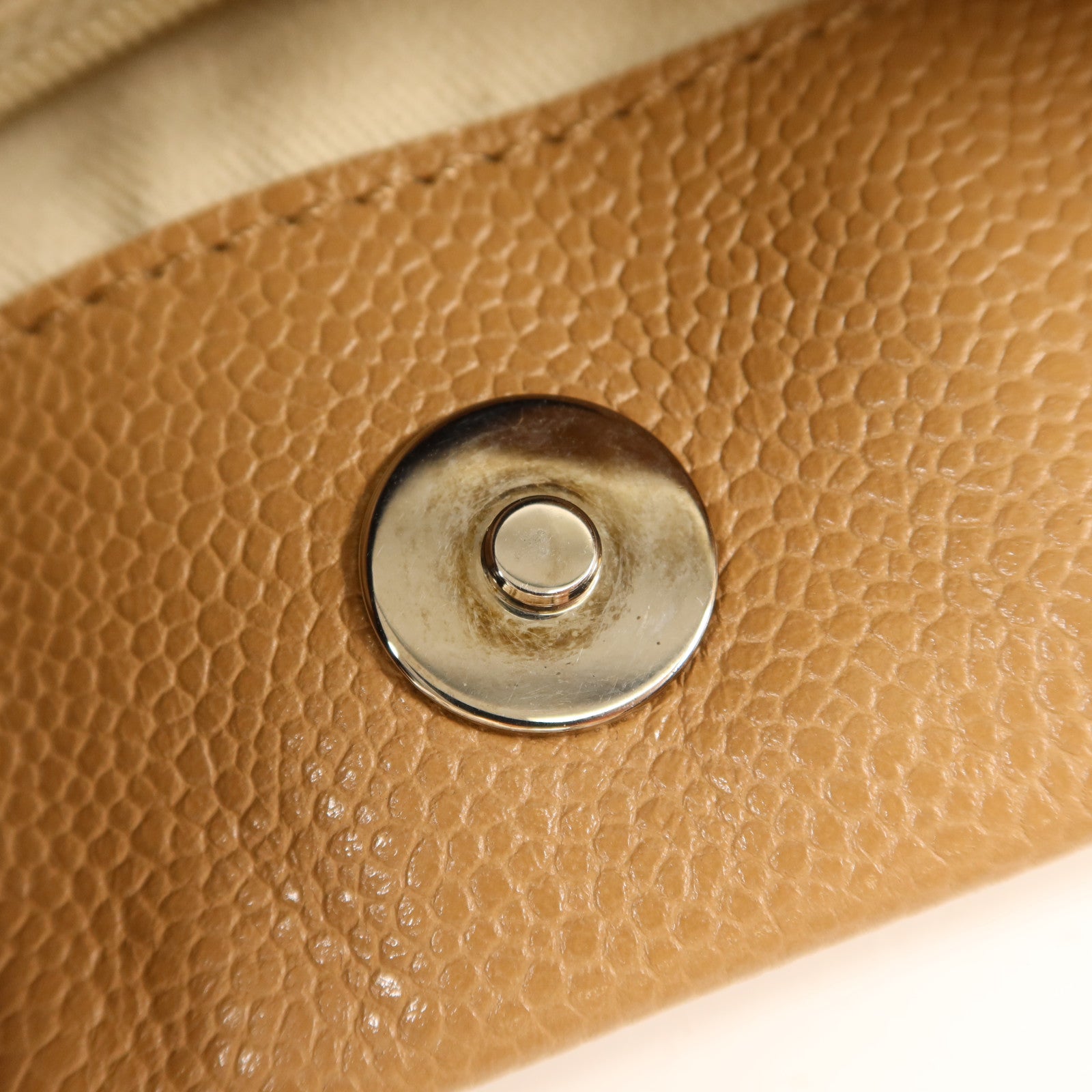 CHANEL 牛皮皮革Shoulder Bag銀扣鏈帶肩背袋