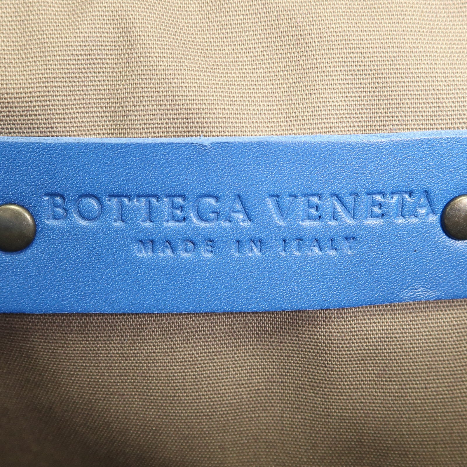 BOTTEGA VENETA 牛皮皮革Crossbody肩背袋