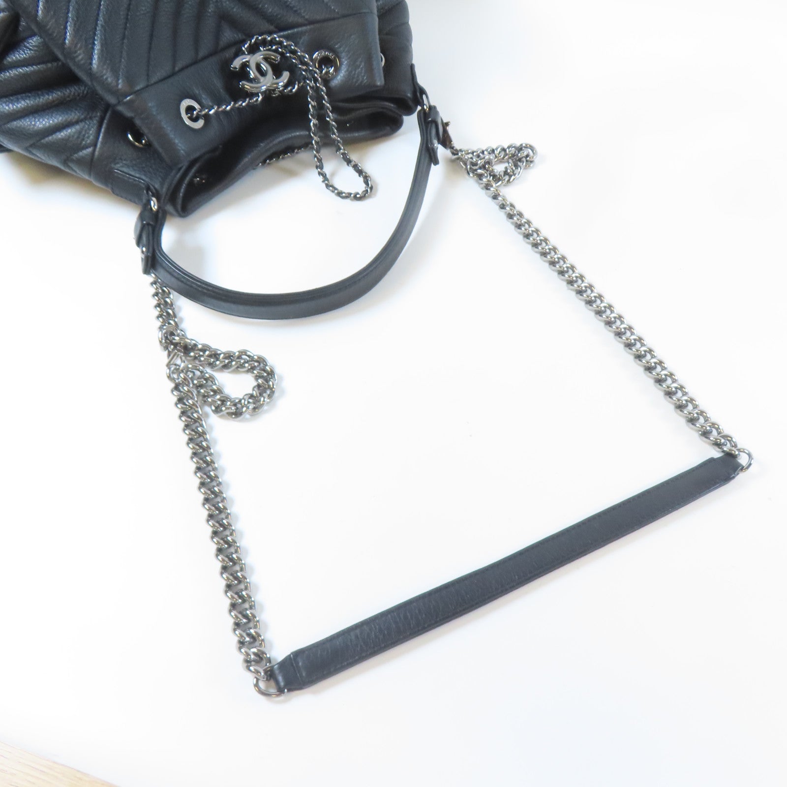 CHANEL 【激減優惠】斜紋牛皮皮革Chain Shoulder銀扣手挽肩背兩用袋黑色