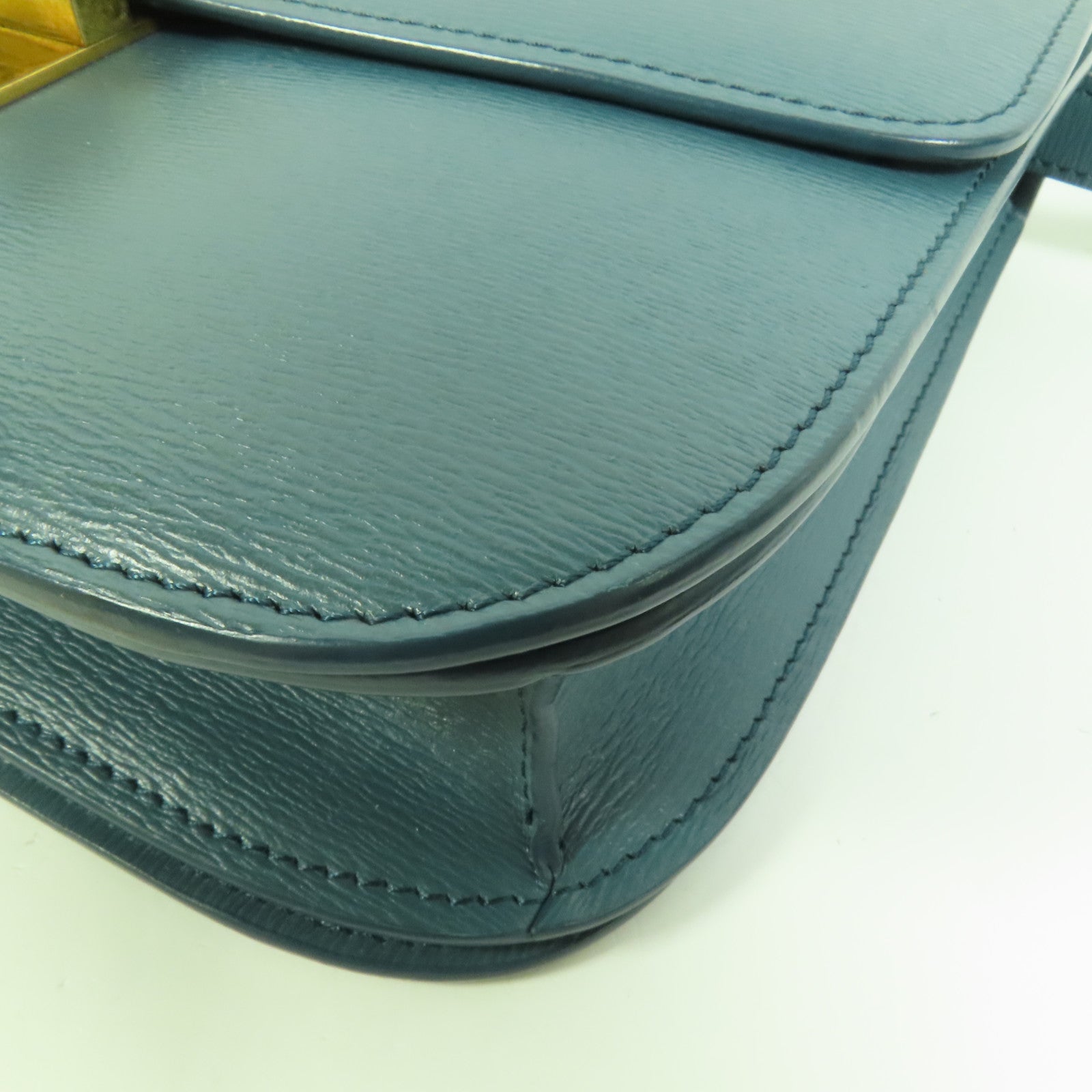 CELINE 牛皮皮革Classic Box Medium肩背袋