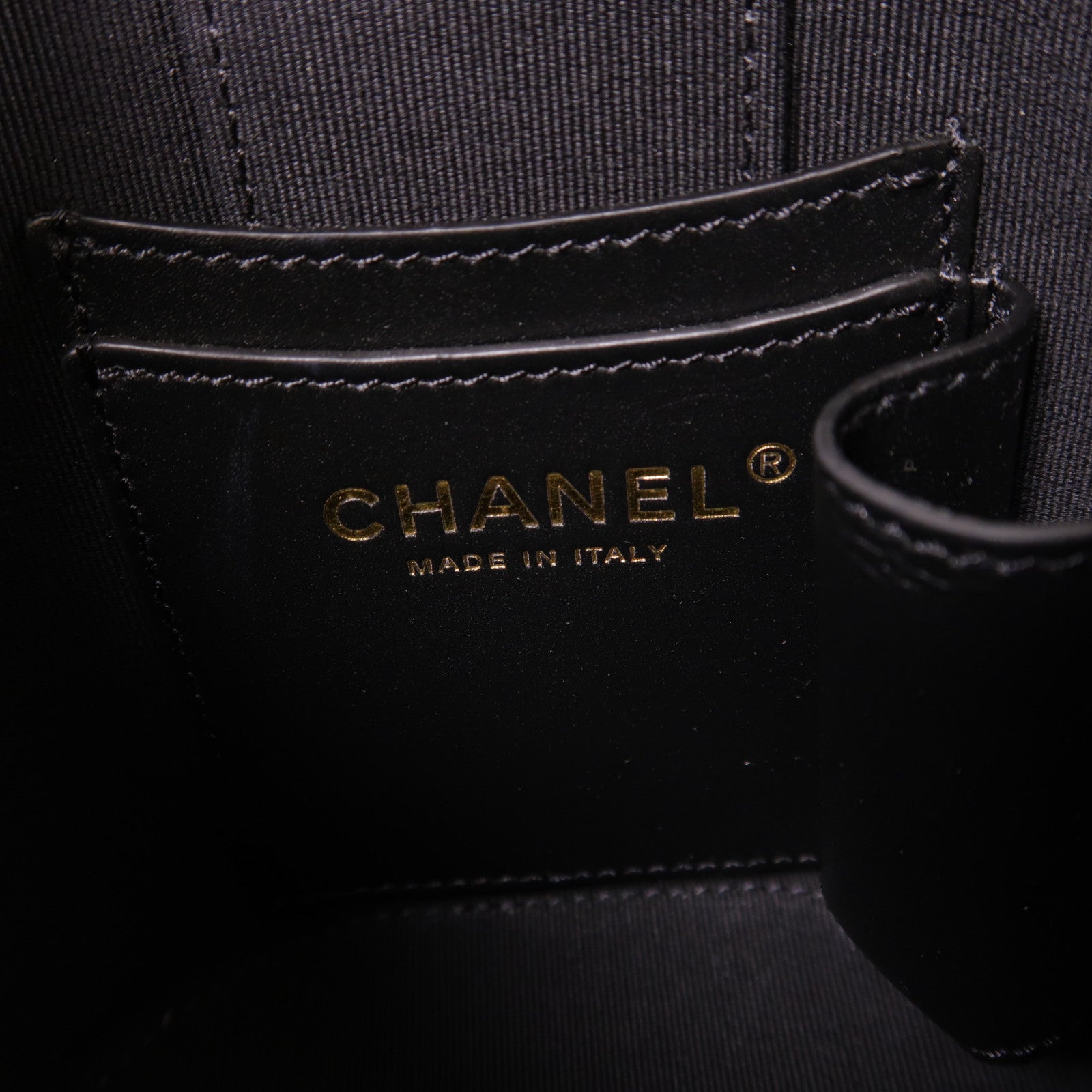 CHANEL 羊皮皮革Vanity Case鏈帶肩背袋