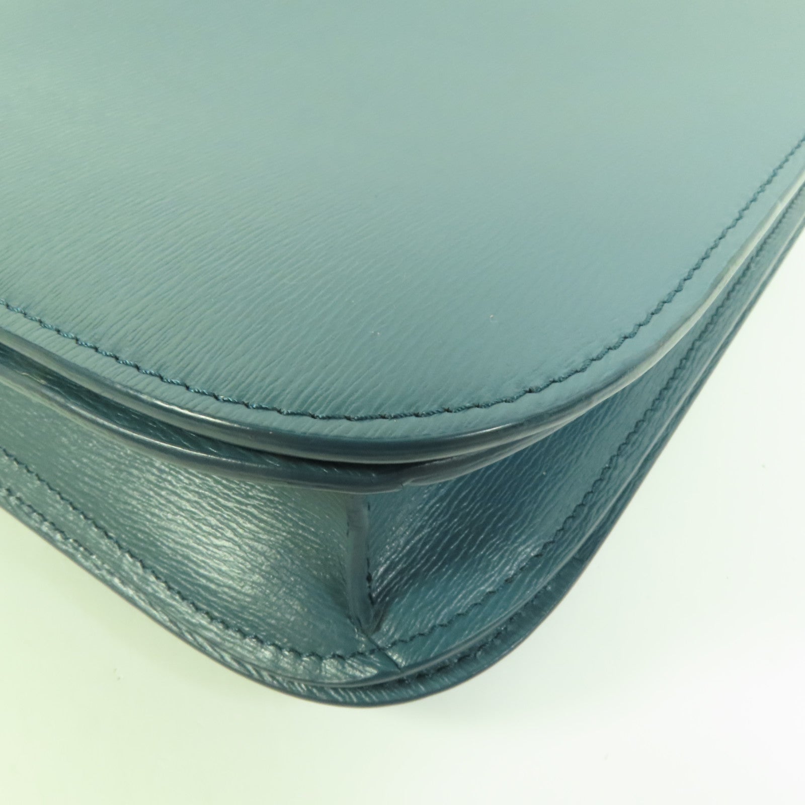CELINE 牛皮皮革Classic Box Medium肩背袋