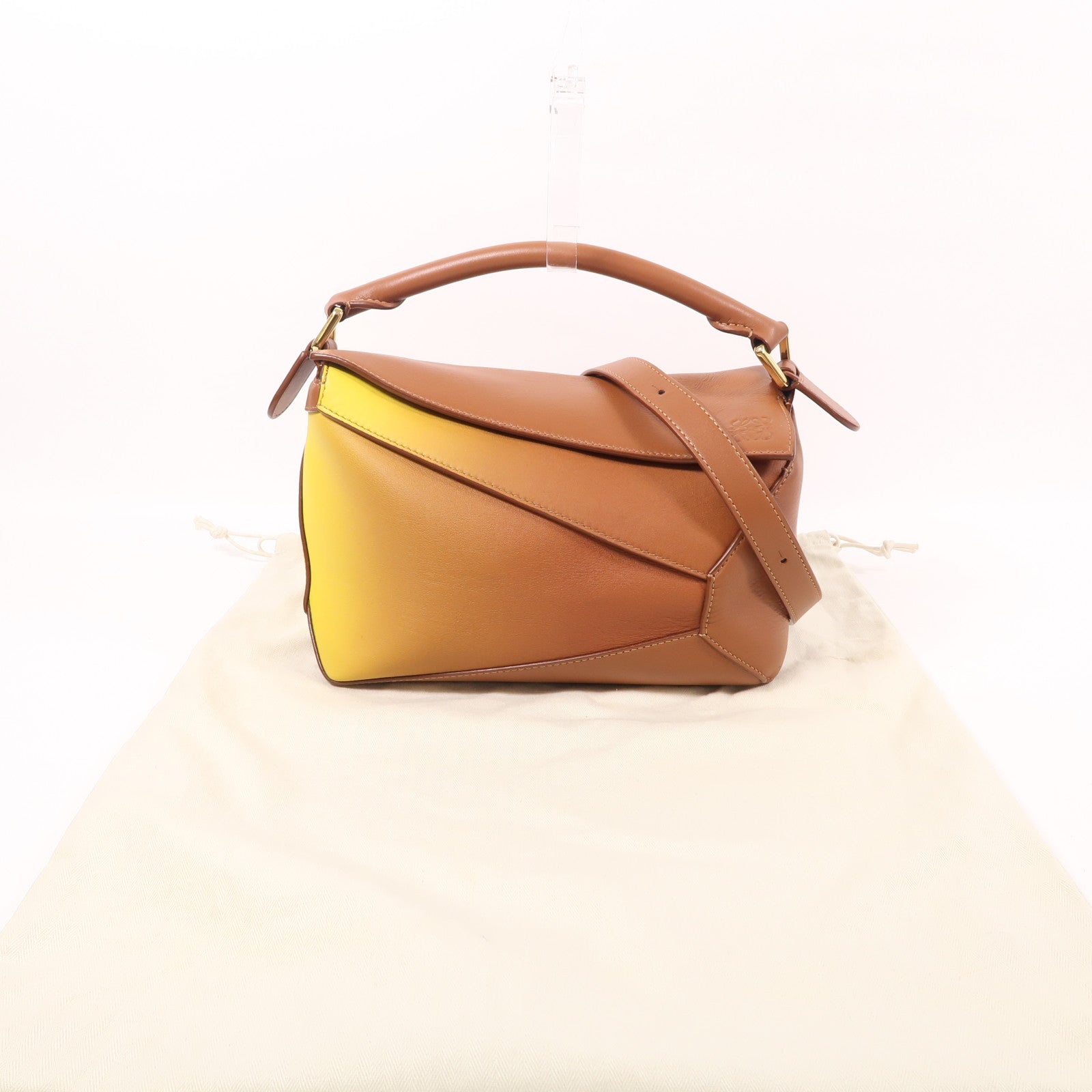 LOEWE 牛皮皮革Puzzle Small金扣手挽肩背兩用袋