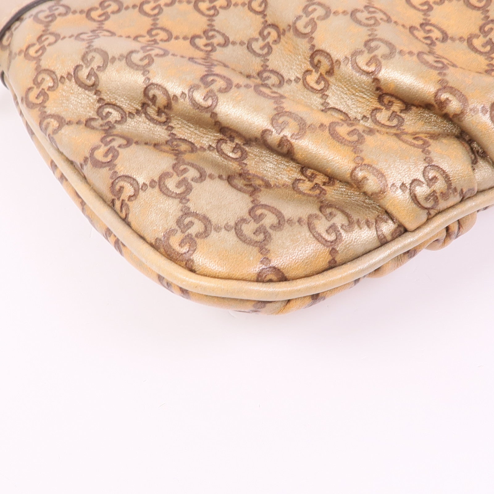 GUCCI 皮革Pouch金扣手拿包
