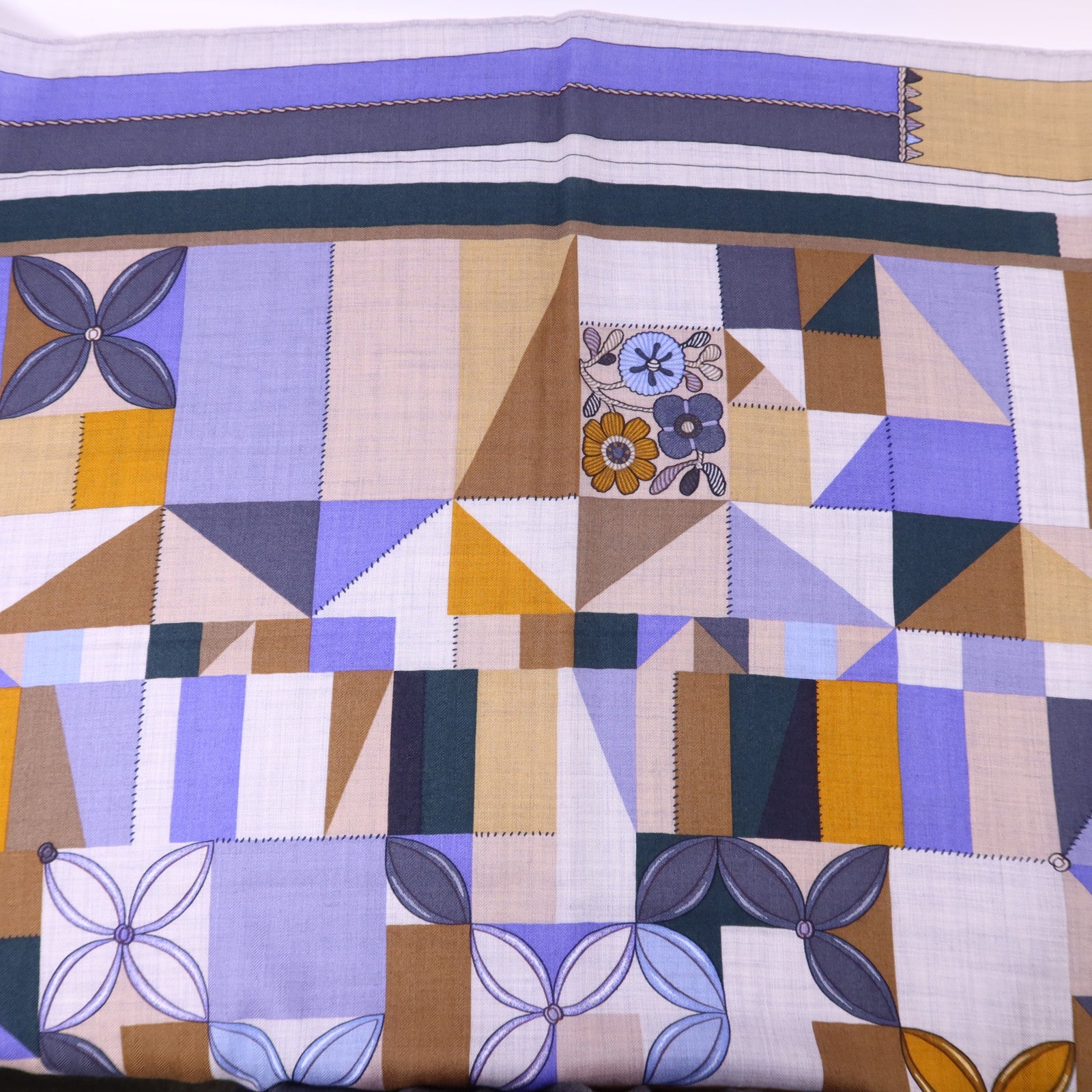 HERMES 絲質/羊絨Scarf 140X140絲巾