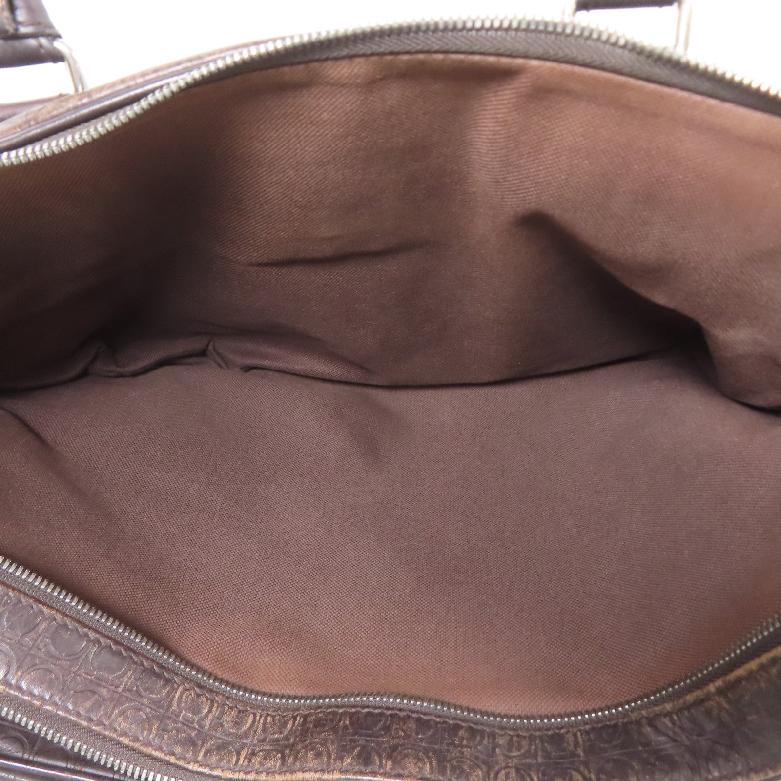 Salvatore Ferragamo 皮革Hand Bag銀扣手挽袋