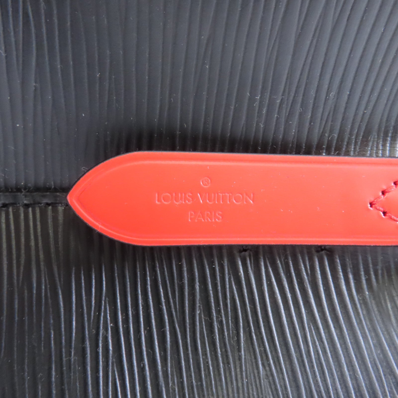 LOUIS VUITTON Epi Neo Noe BB銀扣手挽肩背兩用袋黑色/黃色/藍色