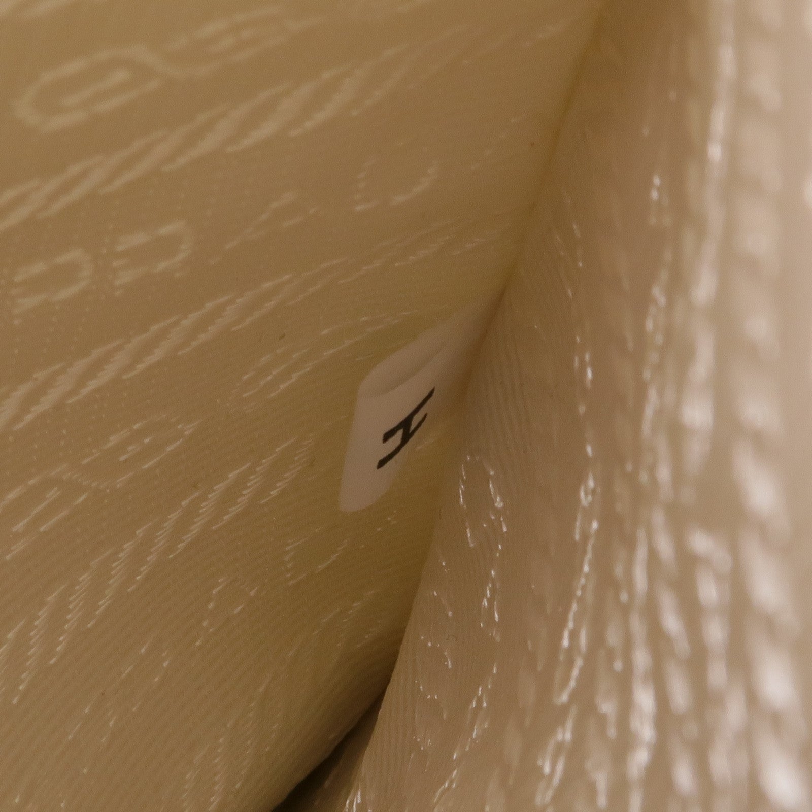 PRADA 漆皮皮革Shoulder Bag銀扣肩背袋