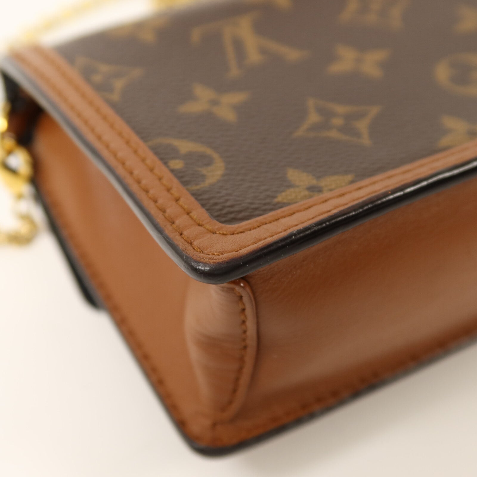 LOUIS VUITTON 【激減優惠】Monogram Reverse Dauphine金扣鏈帶肩背袋