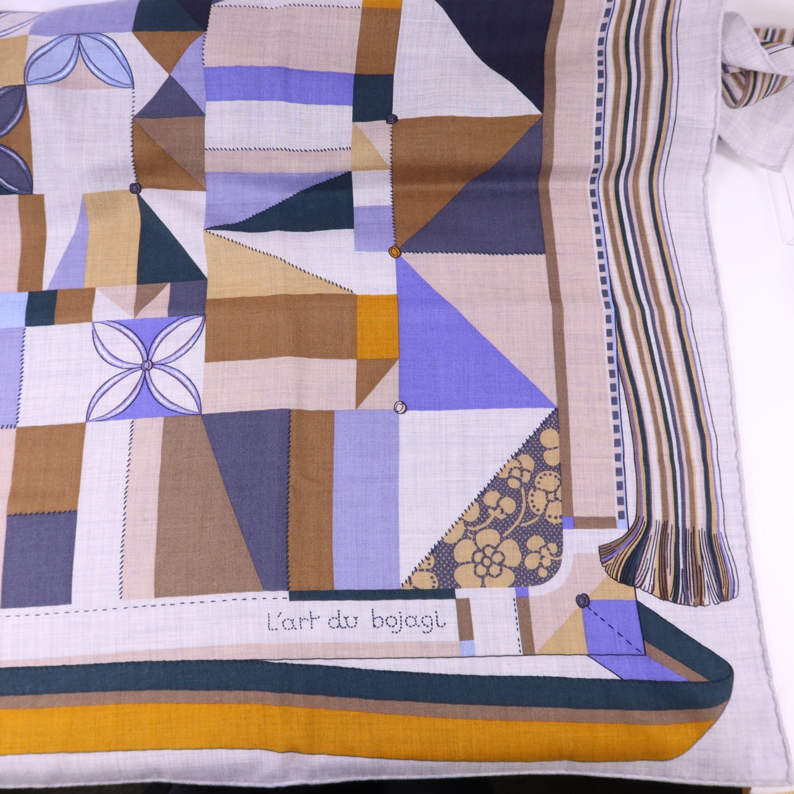 HERMES 絲質/羊絨Scarf 140X140絲巾